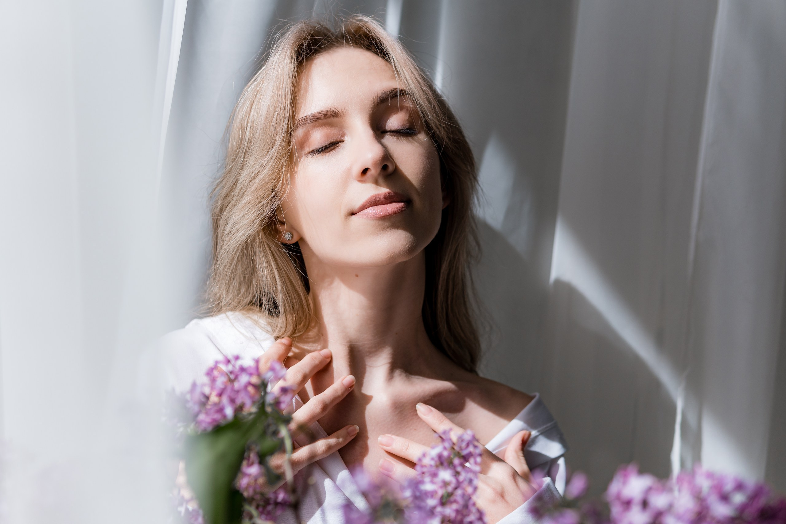 Мария: история о любви к сирени. Портретный и репортажный фотограф в Воронеже: Анастасия Пузикова