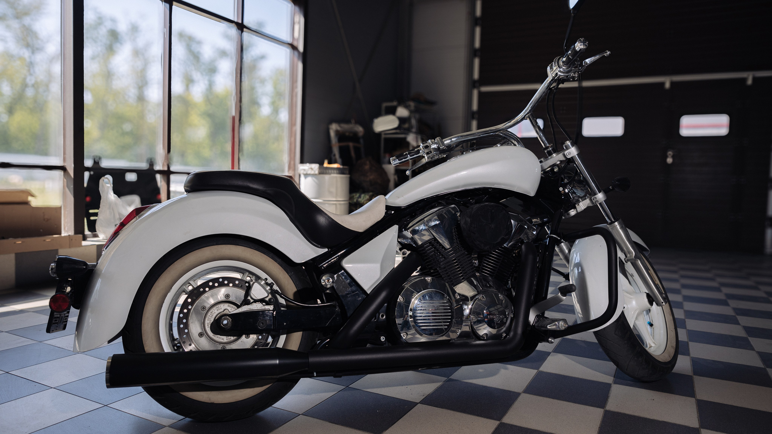 Honda VT 1300 Stateline. ......