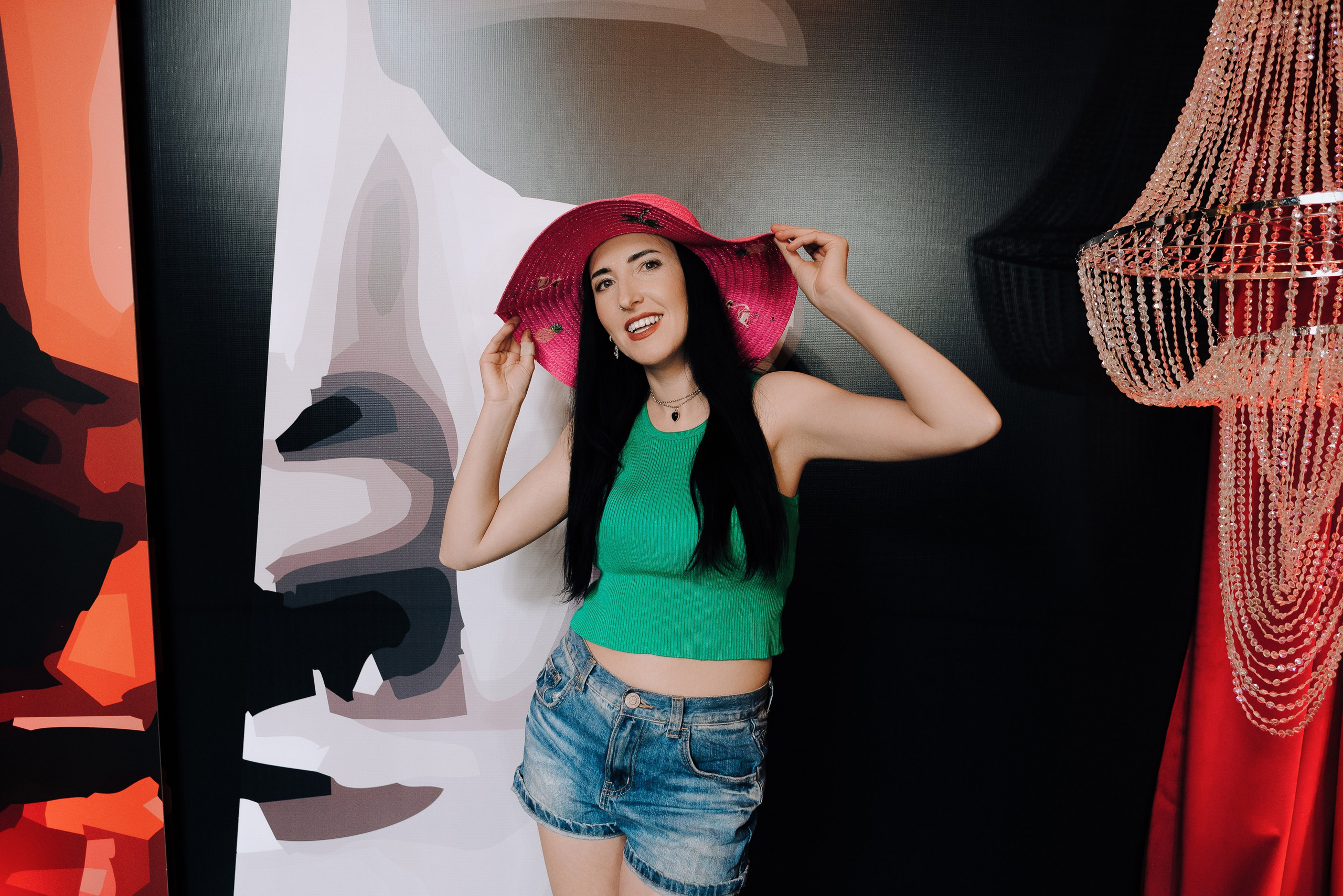 СПЕКТАКЛЬ «ВОЛШЕБНЫЕ ОЧКИ» ОПТИК-ЦЕНТР. Репортажный фотограф Зуев Роман г. Челябинск