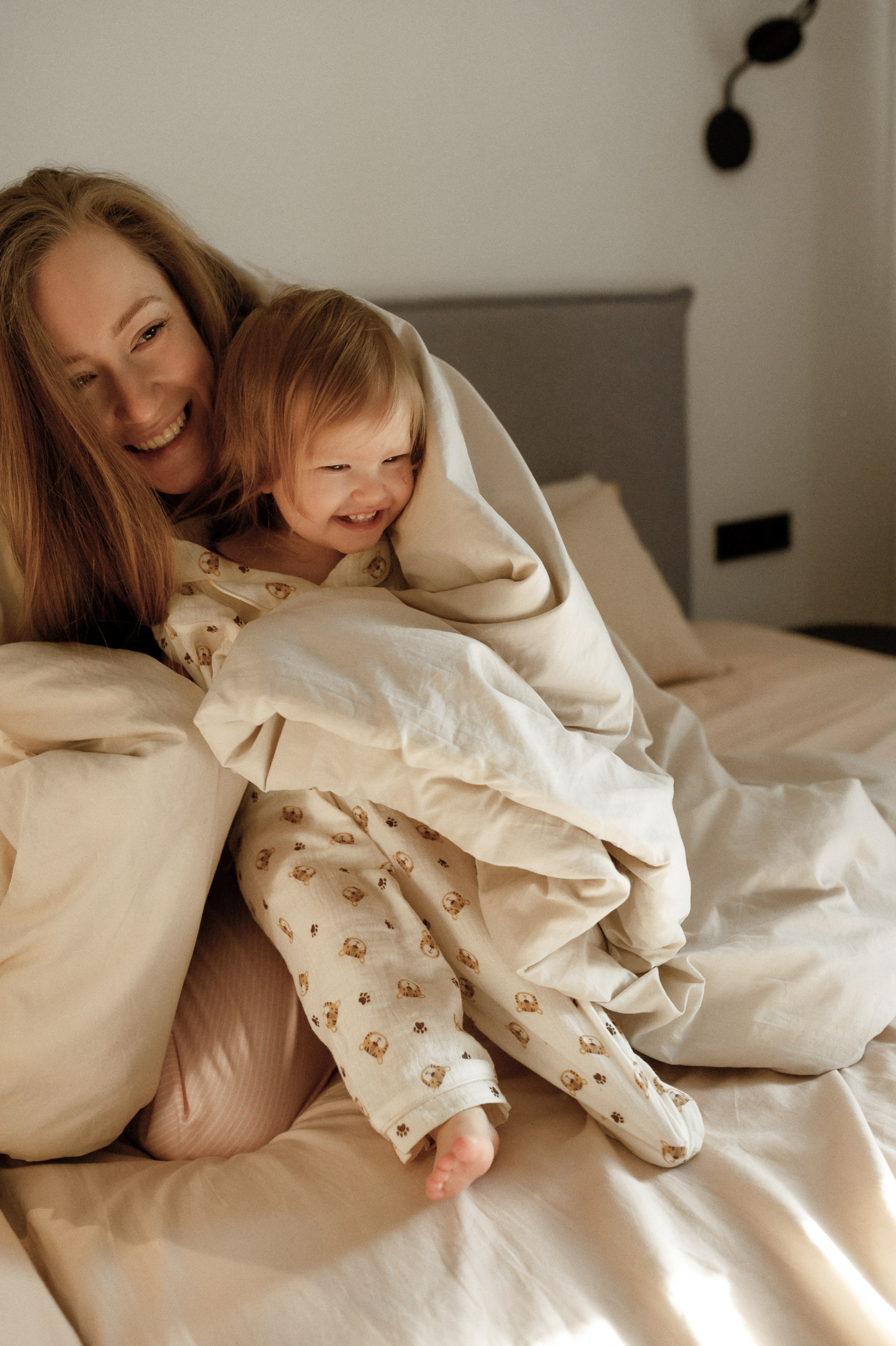 Даша и Варя дома. Семейный и свадебный lifestyle-фотограф в Москве Мария Петрова