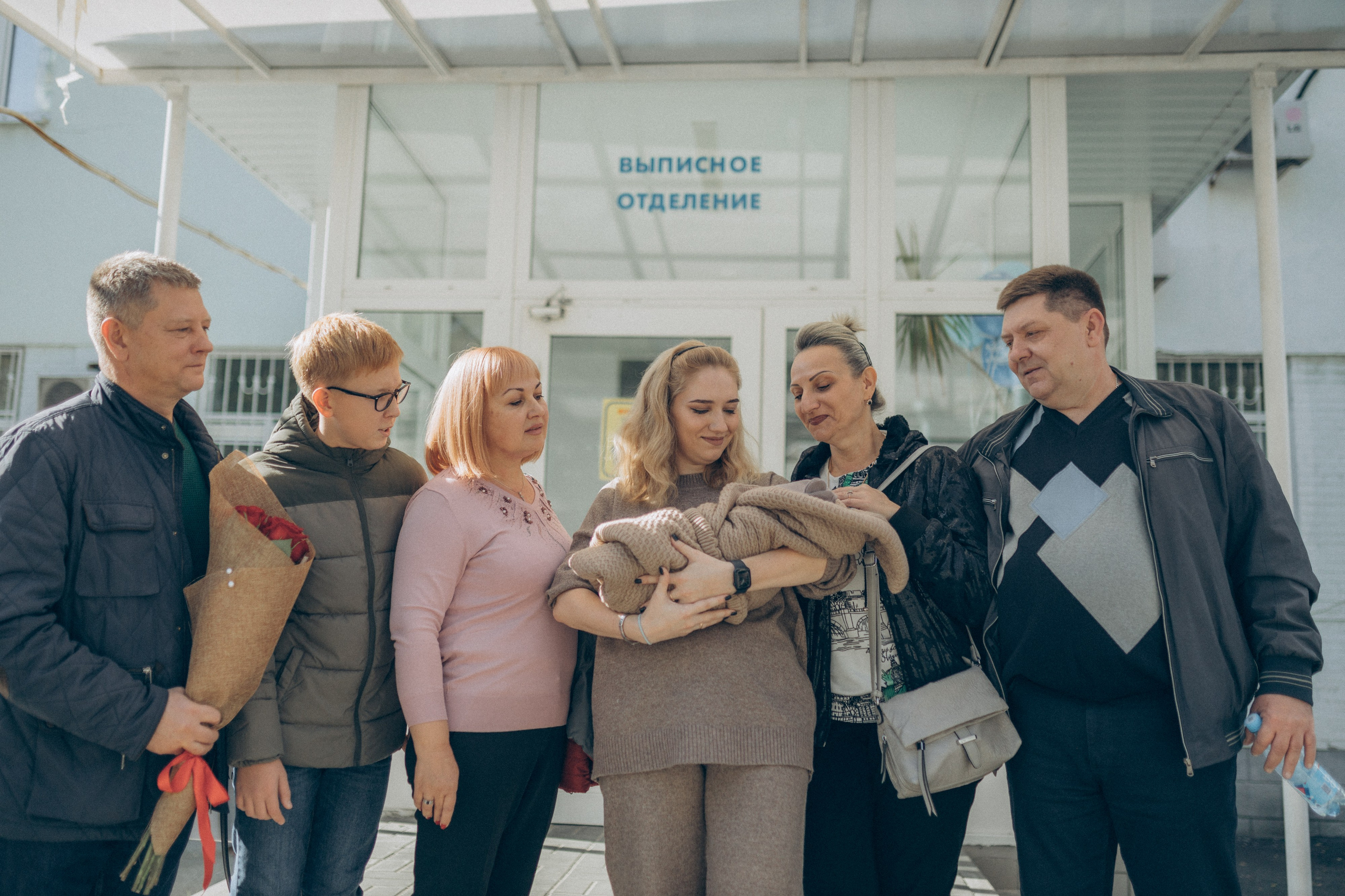 Выписка Глебушки. Семейный фотограф и фотограф на роды в Ростове-на-Дону Мухина Виктория