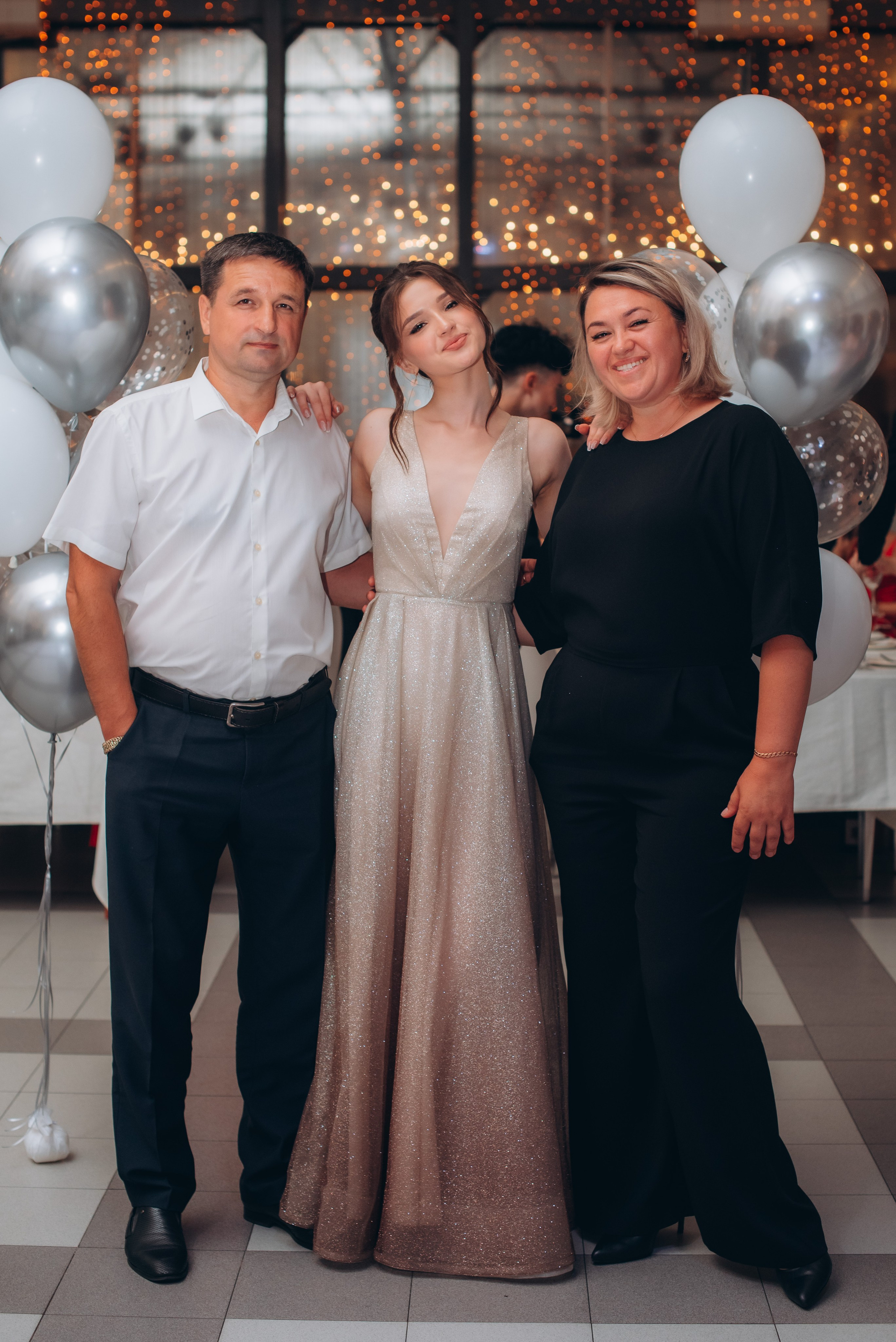 Выпускной. Фотографы Ивановы Краснодарский край