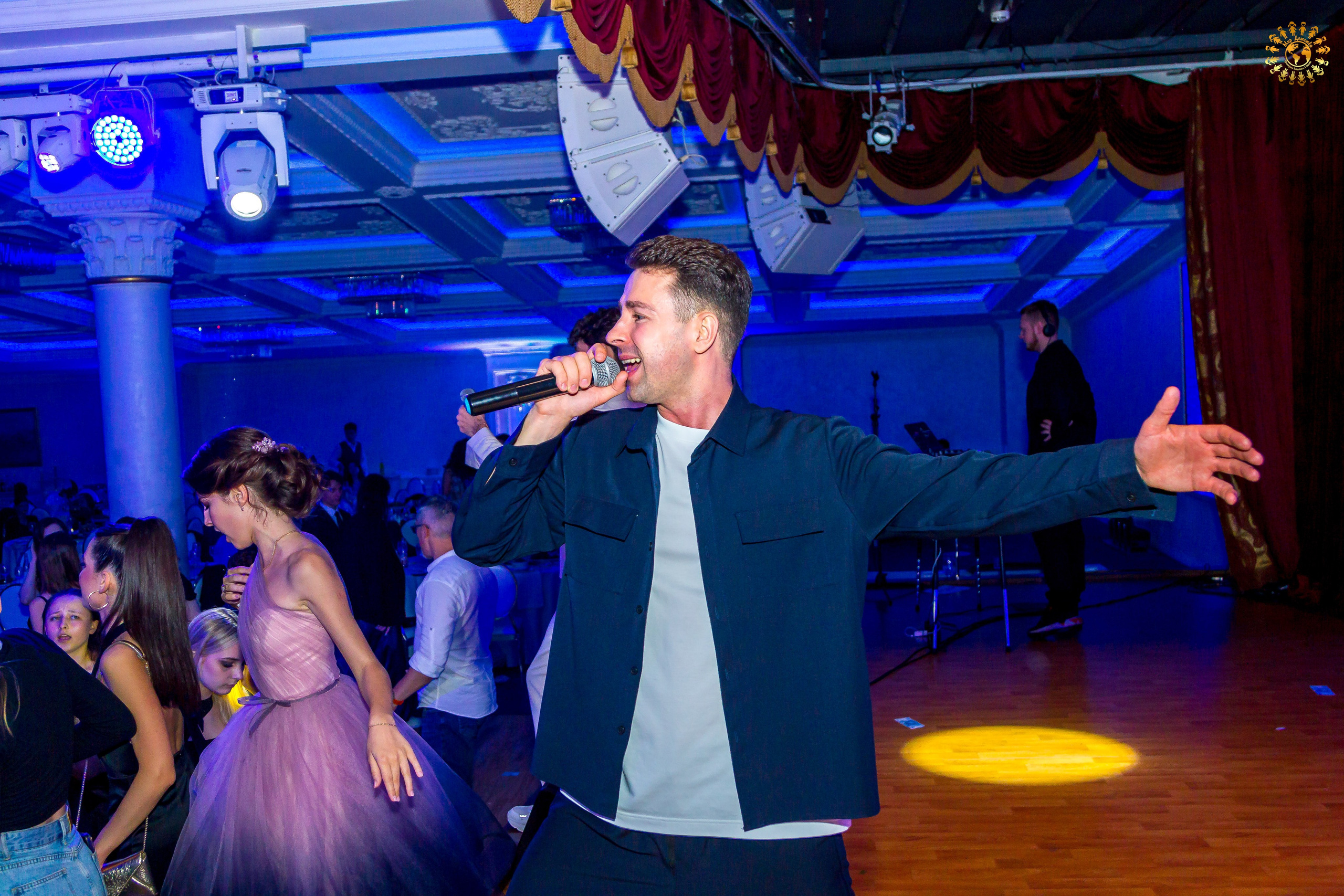 Выпускной 2023 (11-е классы) Triumph City Hall Москва. Репортажная съемка в Москве и области. Анималистика