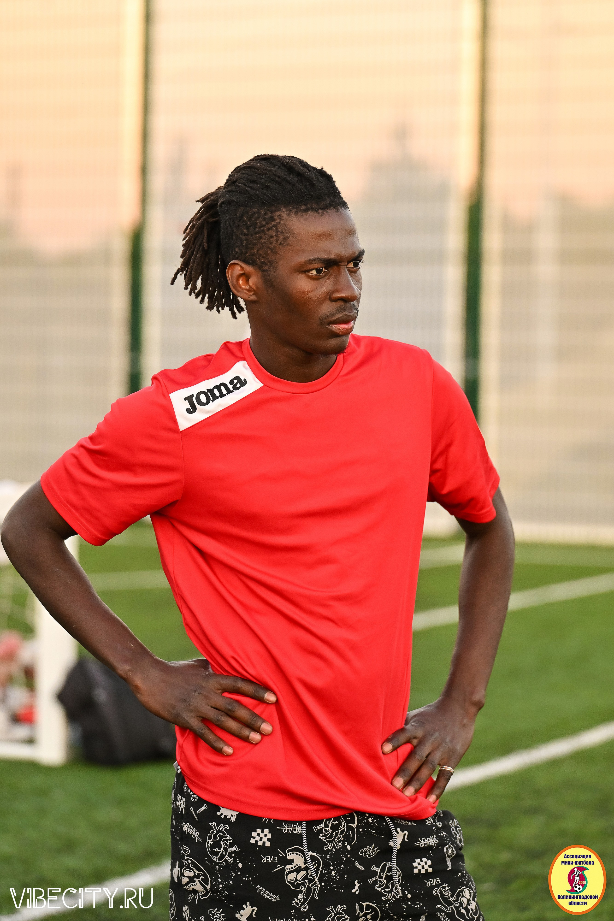 ИГРЫ МИНИ-ФУТБОЛЬНОЙ И КОРПОРАТИВНОЙ ЛИГИ. VIBECITY.RU Вайб Сити Ру Фоторепортажи Фотоотчеты Калининград