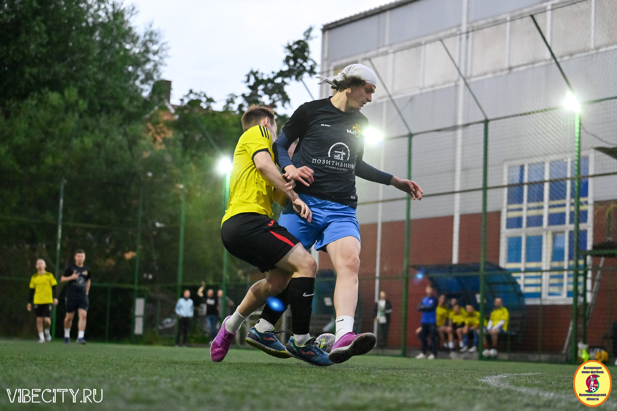 ИГРЫ МИНИ-ФУТБОЛЬНОЙ И КОРПОРАТИВНОЙ ЛИГИ. VIBECITY.RU Вайб Сити Ру Фоторепортажи Фотоотчеты Калининград