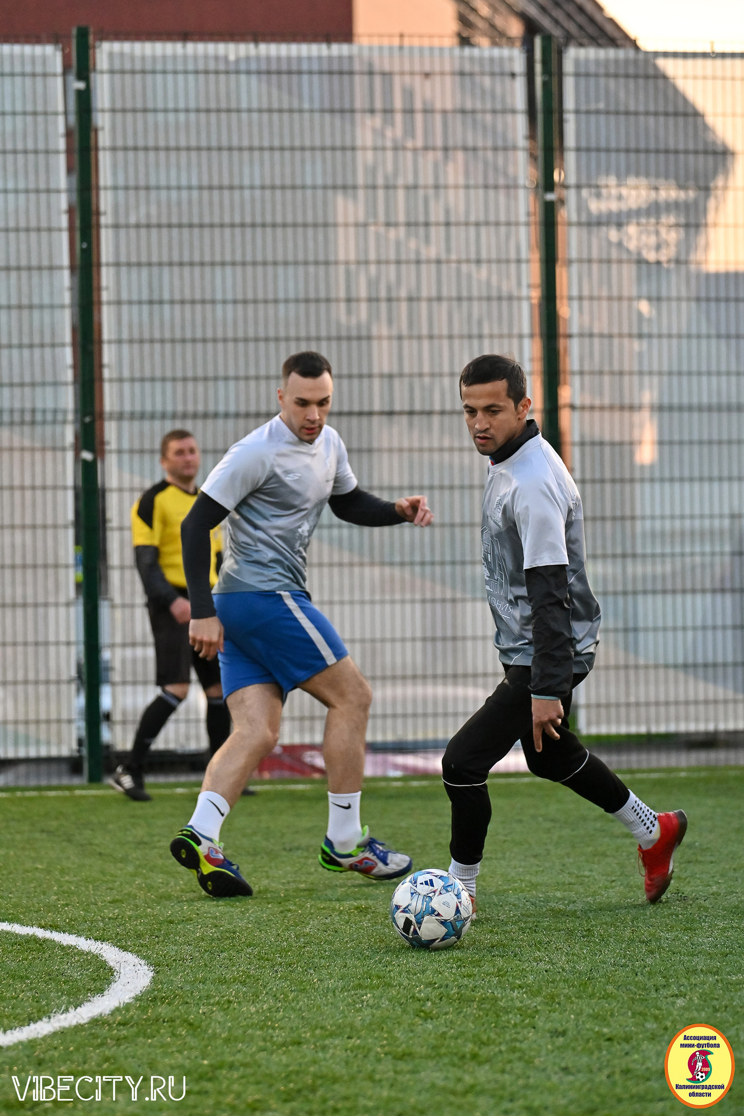 ИГРЫ МИНИ-ФУТБОЛЬНОЙ И КОРПОРАТИВНОЙ ЛИГИ. VIBECITY.RU Вайб Сити Ру Фоторепортажи Фотоотчеты Калининград