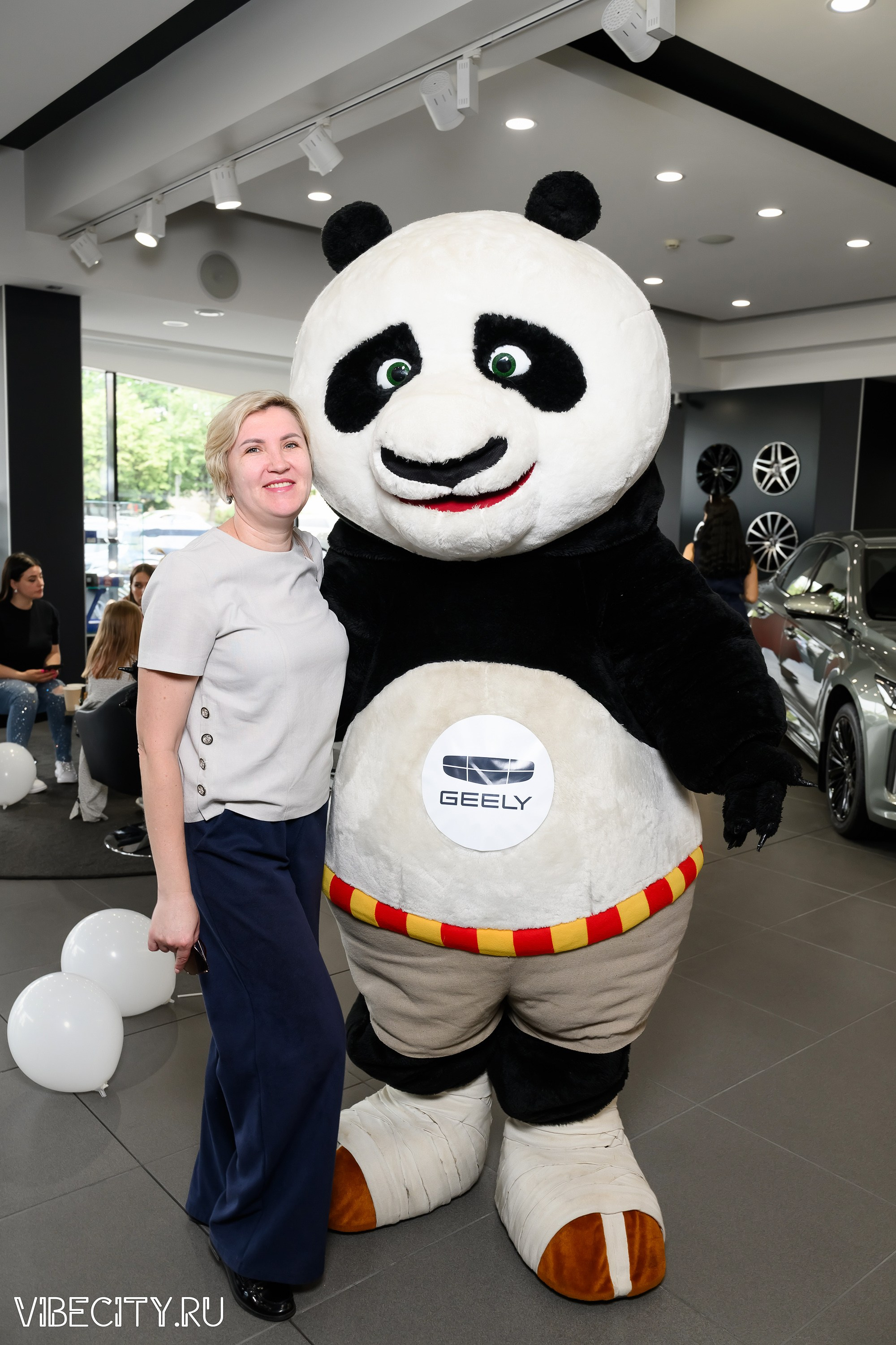 Презентация Geely Manjaro. VIBECITY.RU Вайб Сити Ру Фоторепортажи Фотоотчеты Калининград