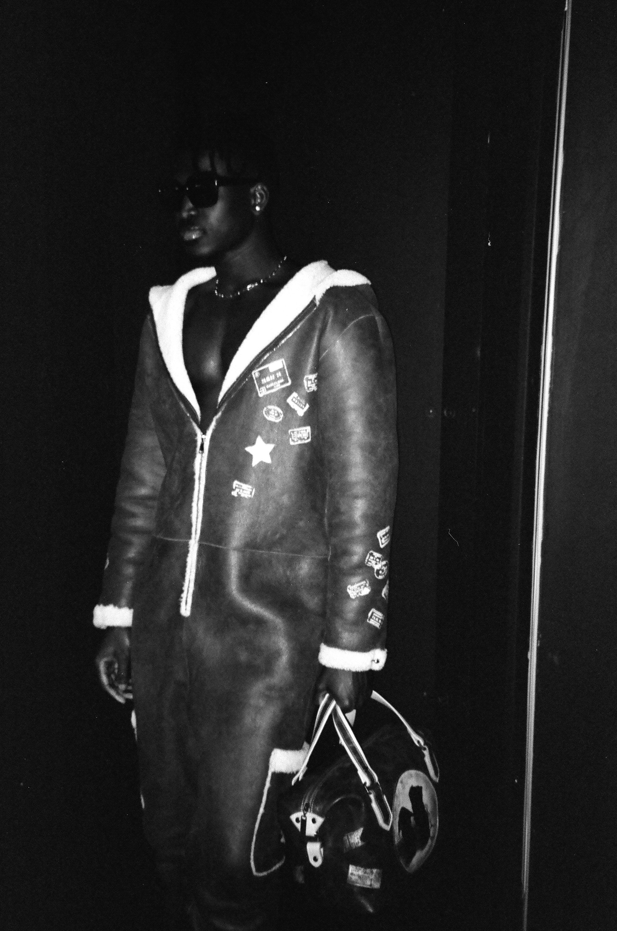 Fashion week 24 (Kodak 35 mm). Home