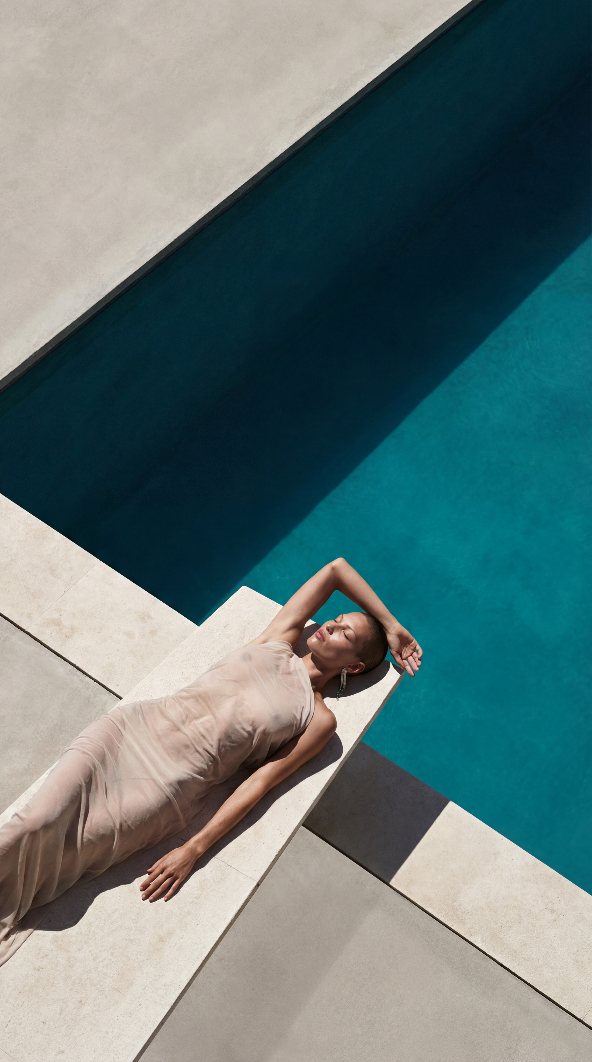 Проекты с нижнем бельем. AI — креатор