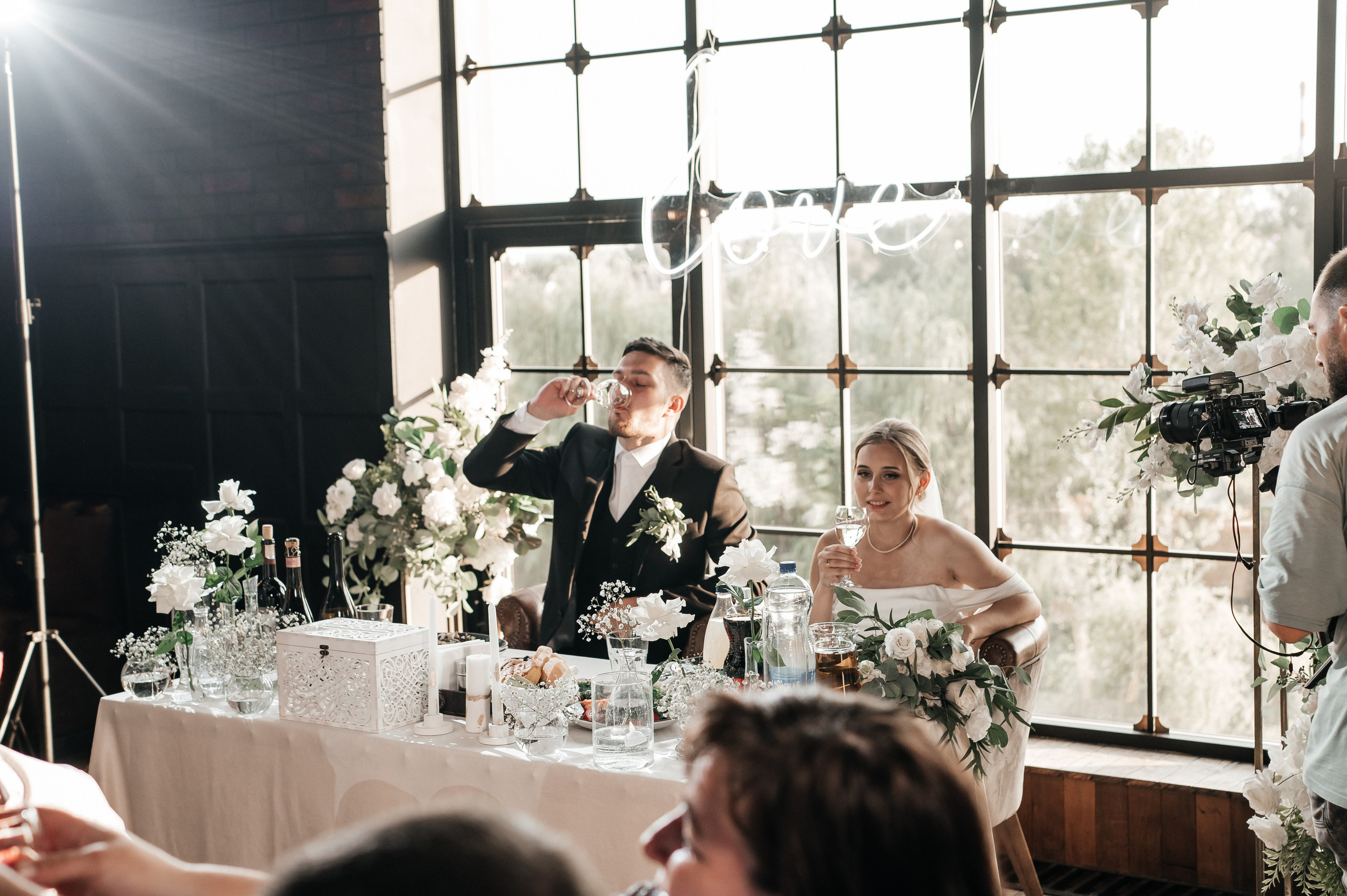 Даниил и Валерия. Черная утка. Полный день. Фотограф Екатерина Бочарникова