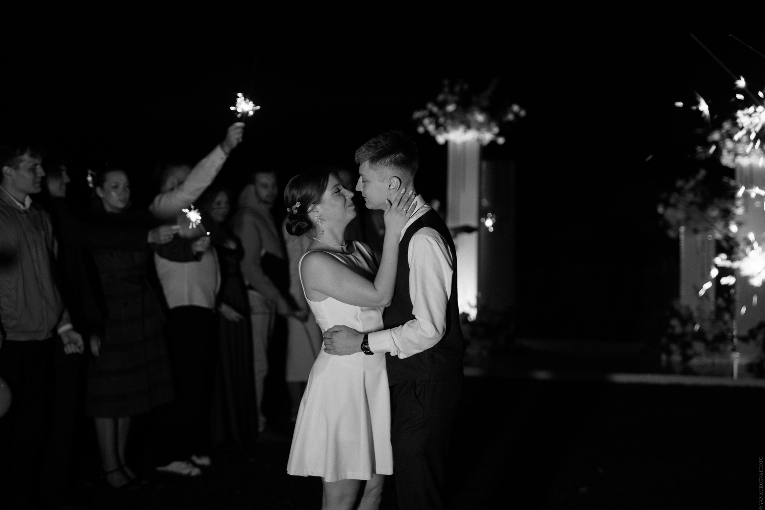 НеИГРЫ и прожарка жениха. Игорь и Дарья. Свадебный и контент- фотограф в Тольятти, Самаре, Москве Яна Уруева