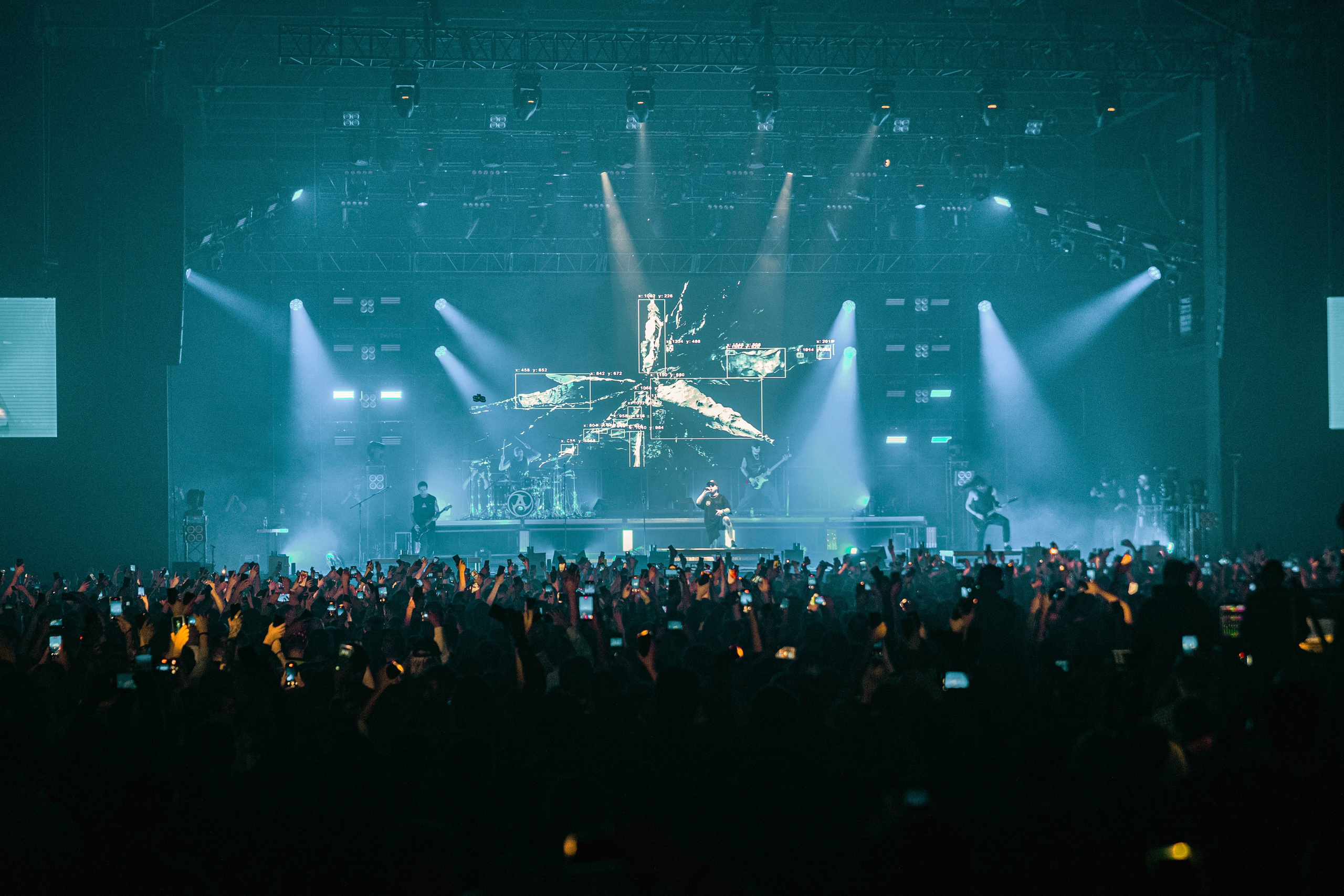 [AMATORY]. Концертный фотограф в Москве Алексей Вовк