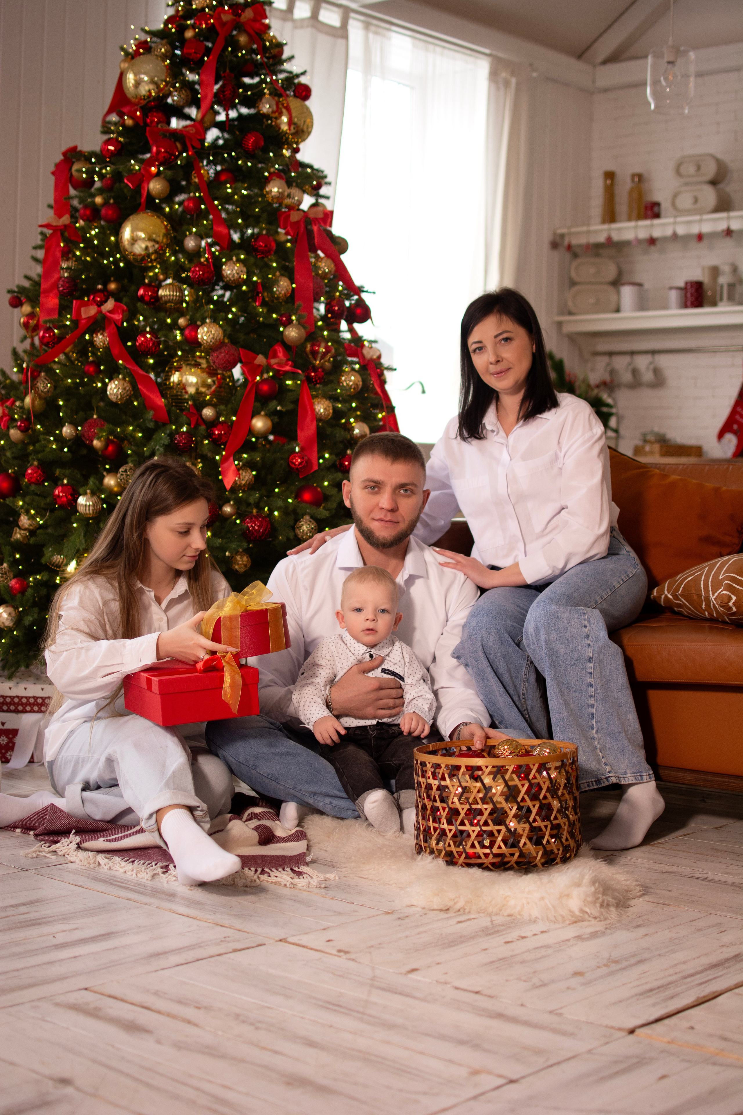 Руслан, Наталья, Анна и Ярослав