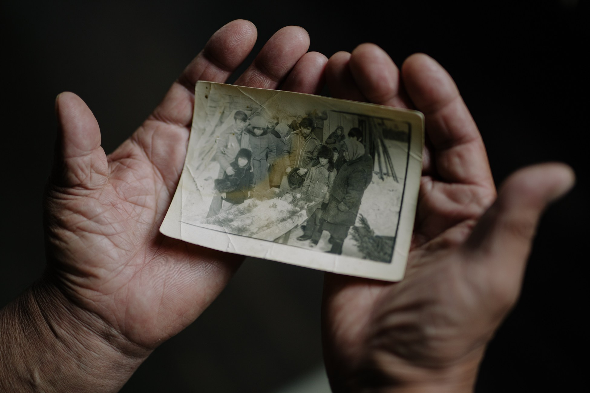 The family archive photo of Herman Muvchik. A family funeral is being held there. In the worldview of Nivkh, death is a transition to another world, therefore funerals and memorial ceremonies are treated with great seriousness, adhering to strict rituals aimed at "sending" the soul of the deceased into "sunset". There is another world for the soul of the deceased, a place where it should go.