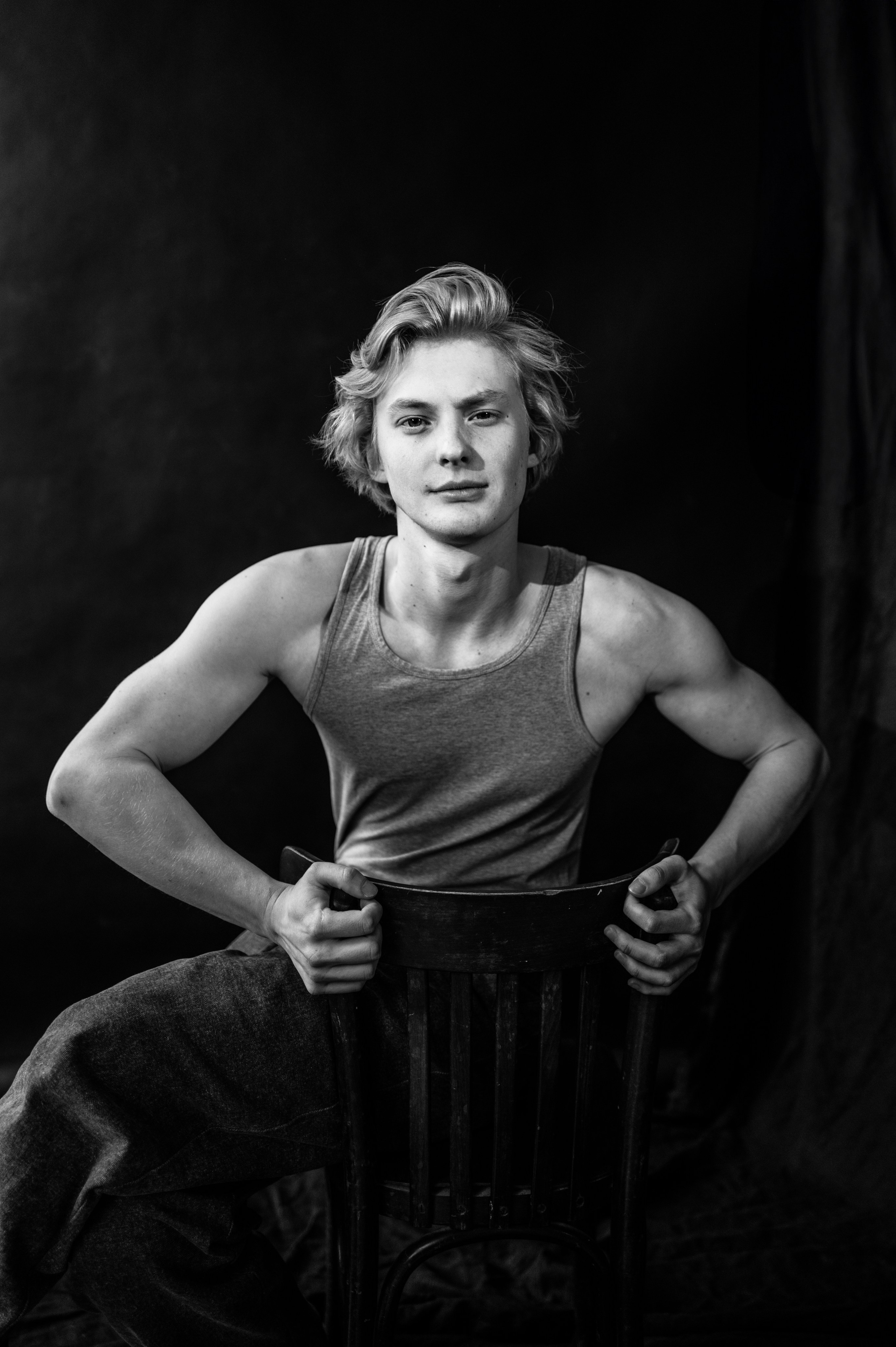 Мужские портреты. Портфолио фотографа Евгении Безрук. Мужской фотограф Евгения Безрук в Москве