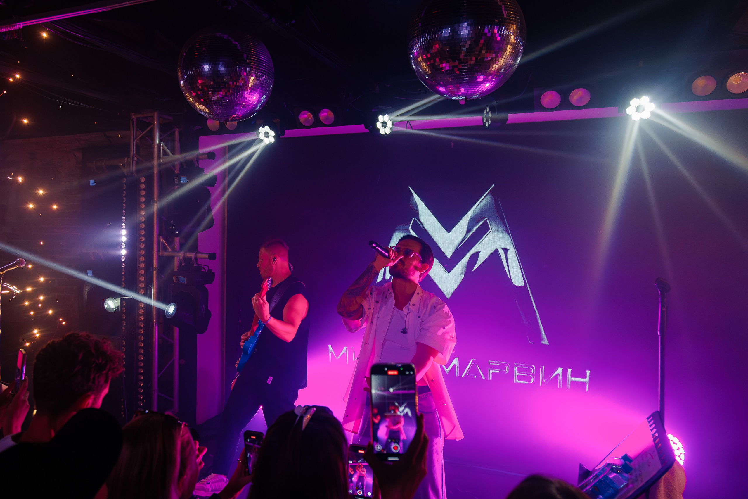 «МИША МАРВИН"_Чайка на пляже_Ялта_14.06.2025. Аминов Руслан | Фотограф