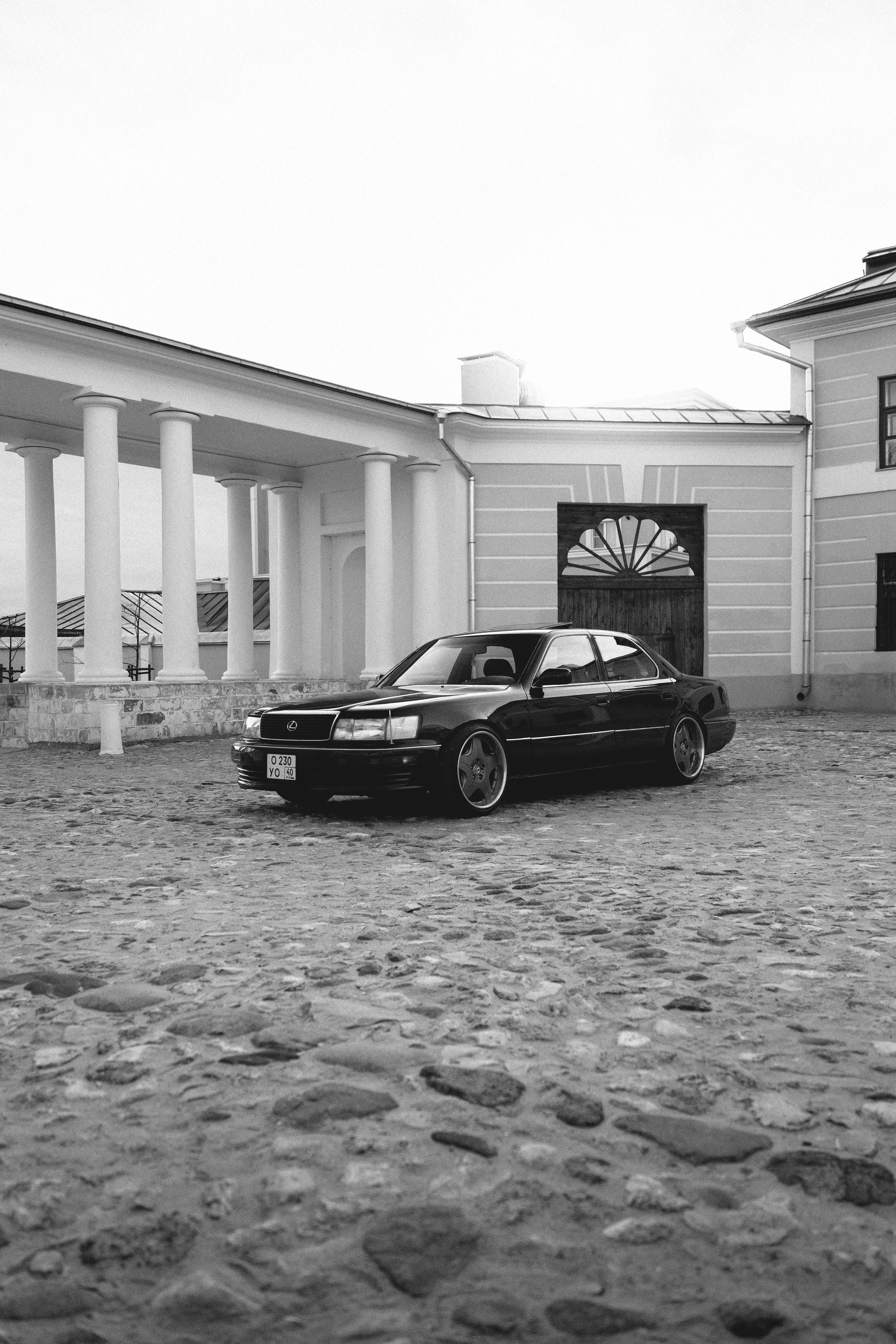 Фотографии Lexus LS400