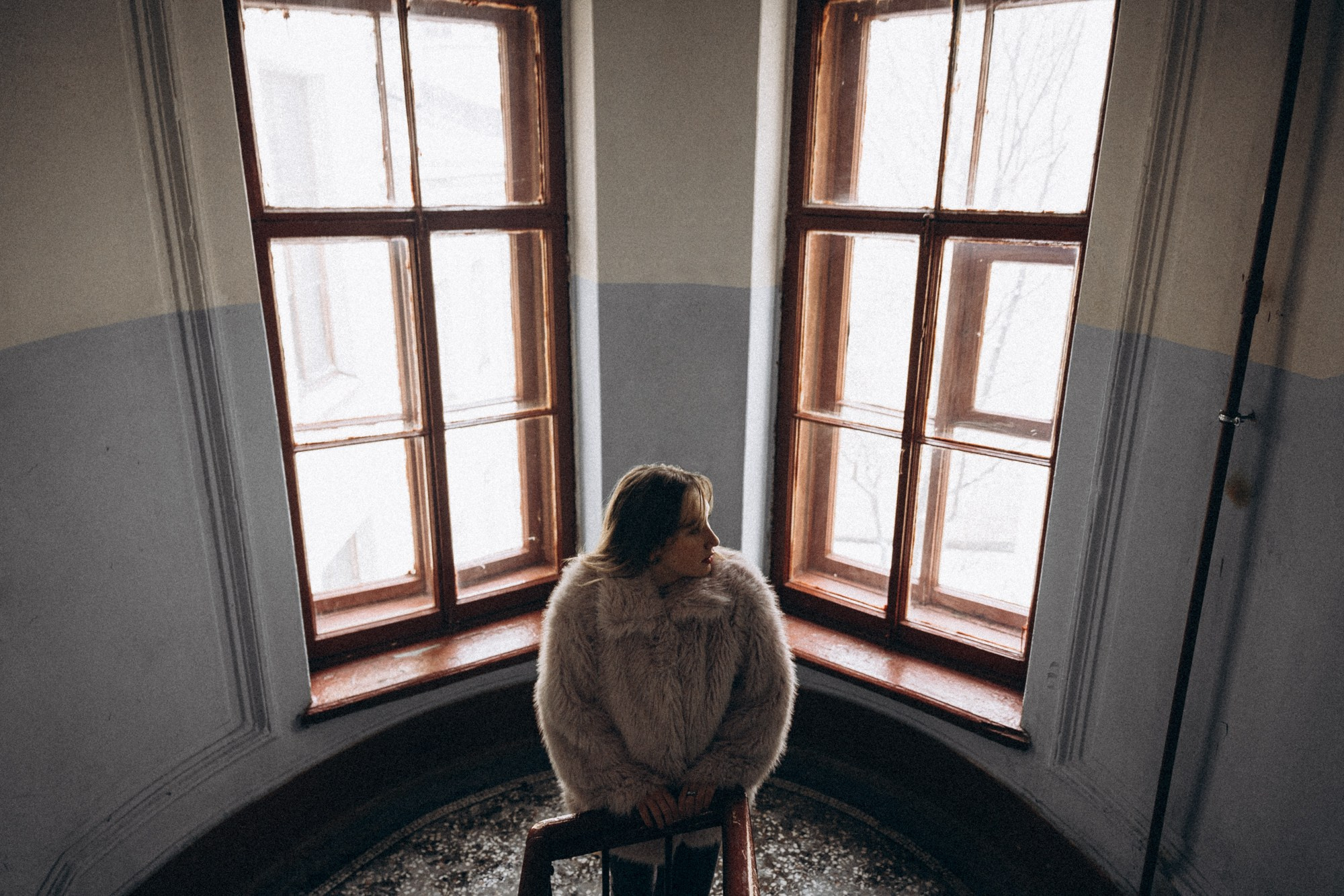 Мерзнуть в феврале на Ваське. Даша Яковенко Фотограф Спб