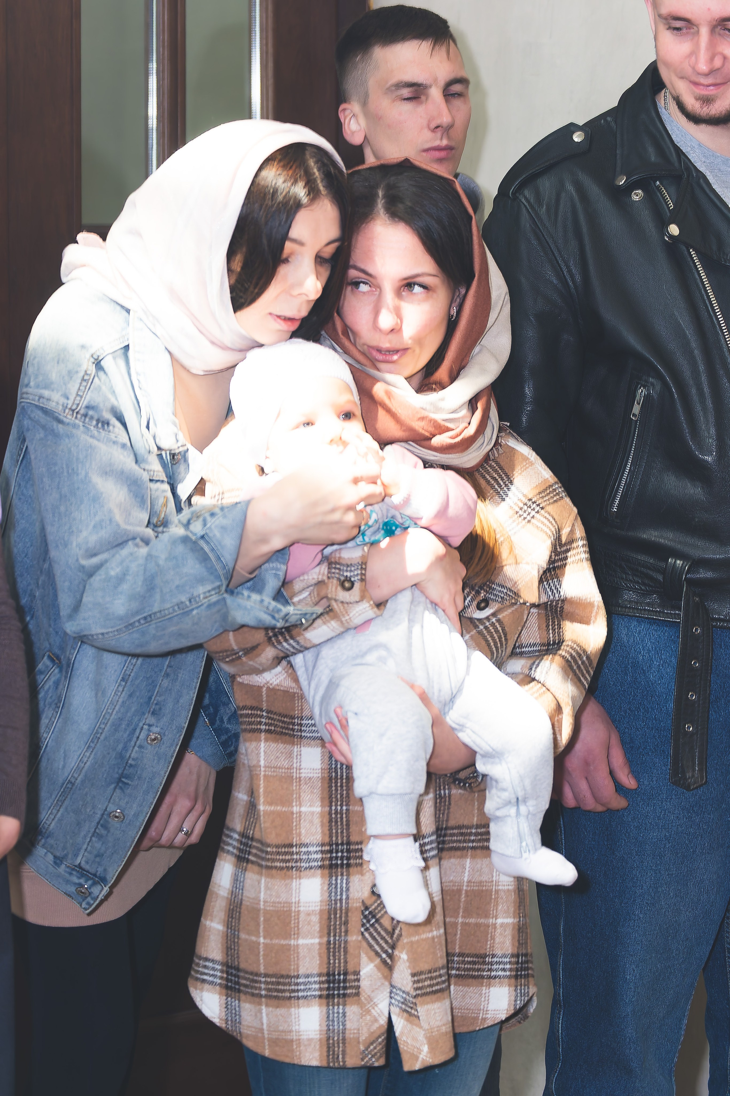 Крещение Ксении в храме Рождества Пресвятой Богородицы д. Щербинино. Фотограф Евгений Егоров