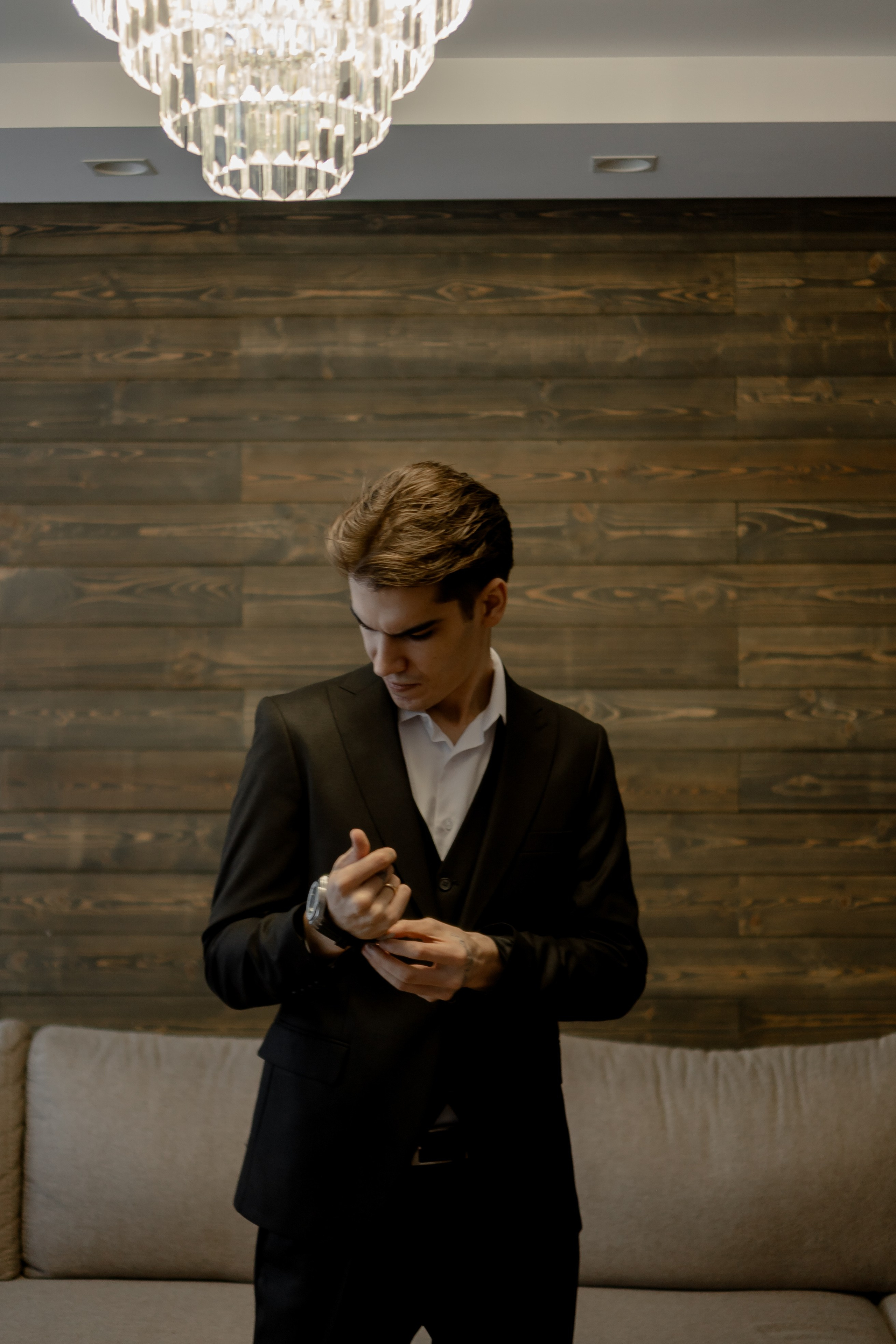 СВАДЕБНАЯ СЬЕМКА СБОРОВ В ОТЕЛЕ И ВЫЕЗД НА ЦЕРЕМОНИЮ (СНЯТО В СИБИРЕ В НИЖНЕВАРТОВСКЕ). Профессиональный фотограф, Санкт-Петербург — Виктория Богомолова