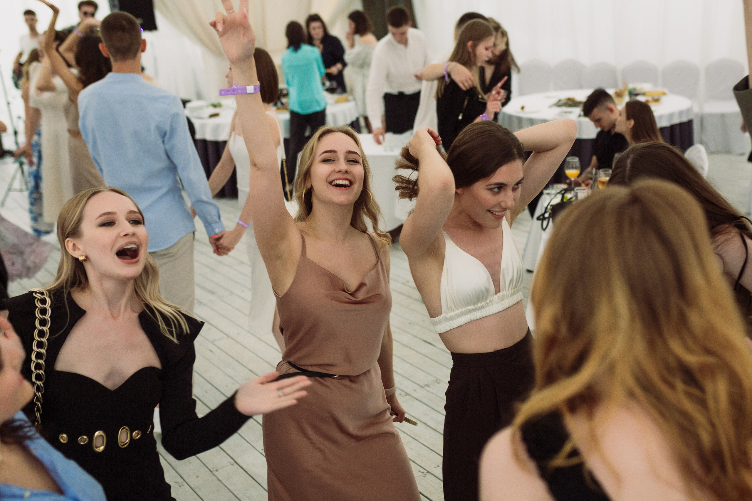 ВЫПУСКНОЙ. Roman Photo