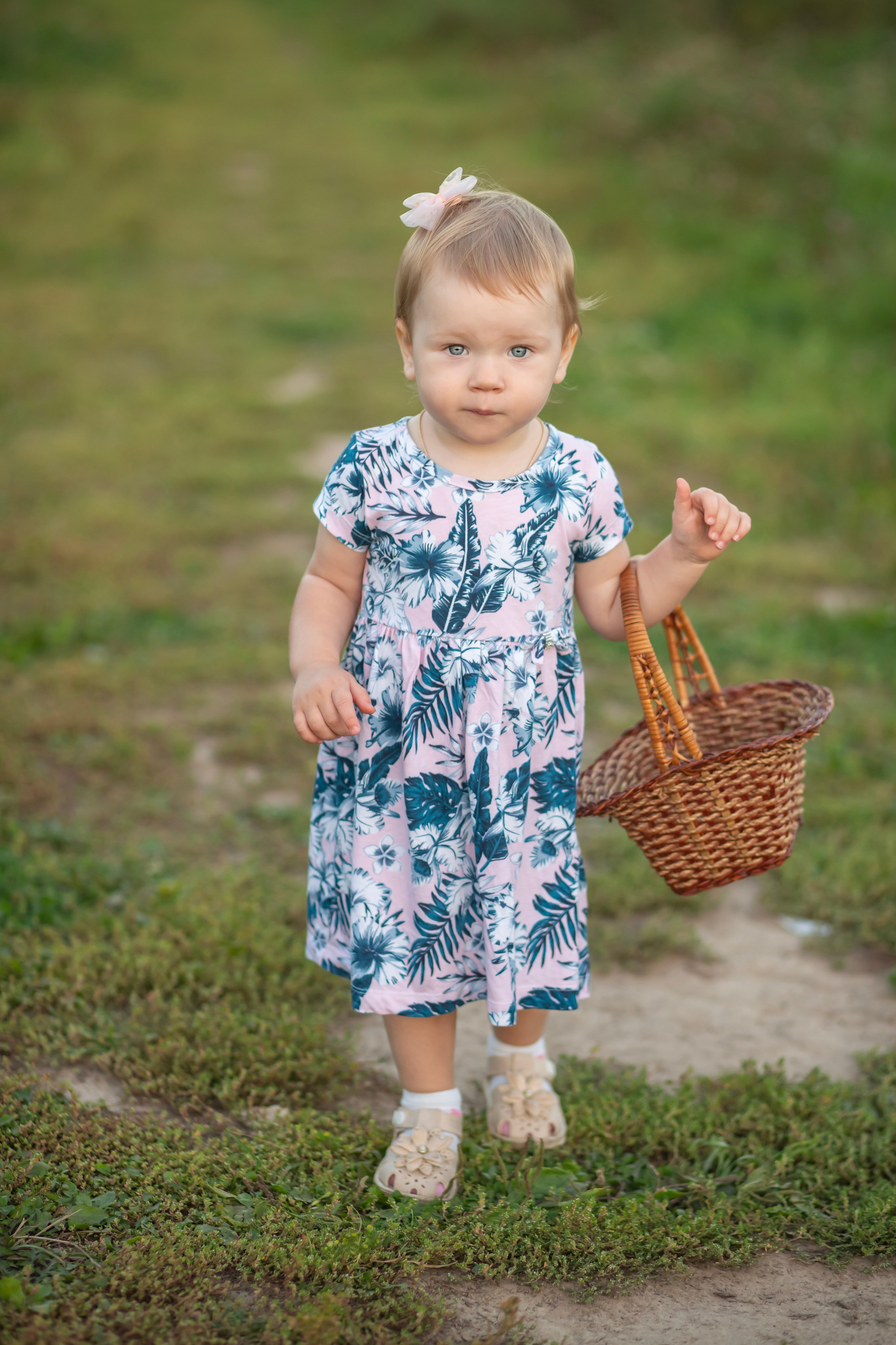 В поле…. Семейный и детский фотограф в Москве и МО — Александра