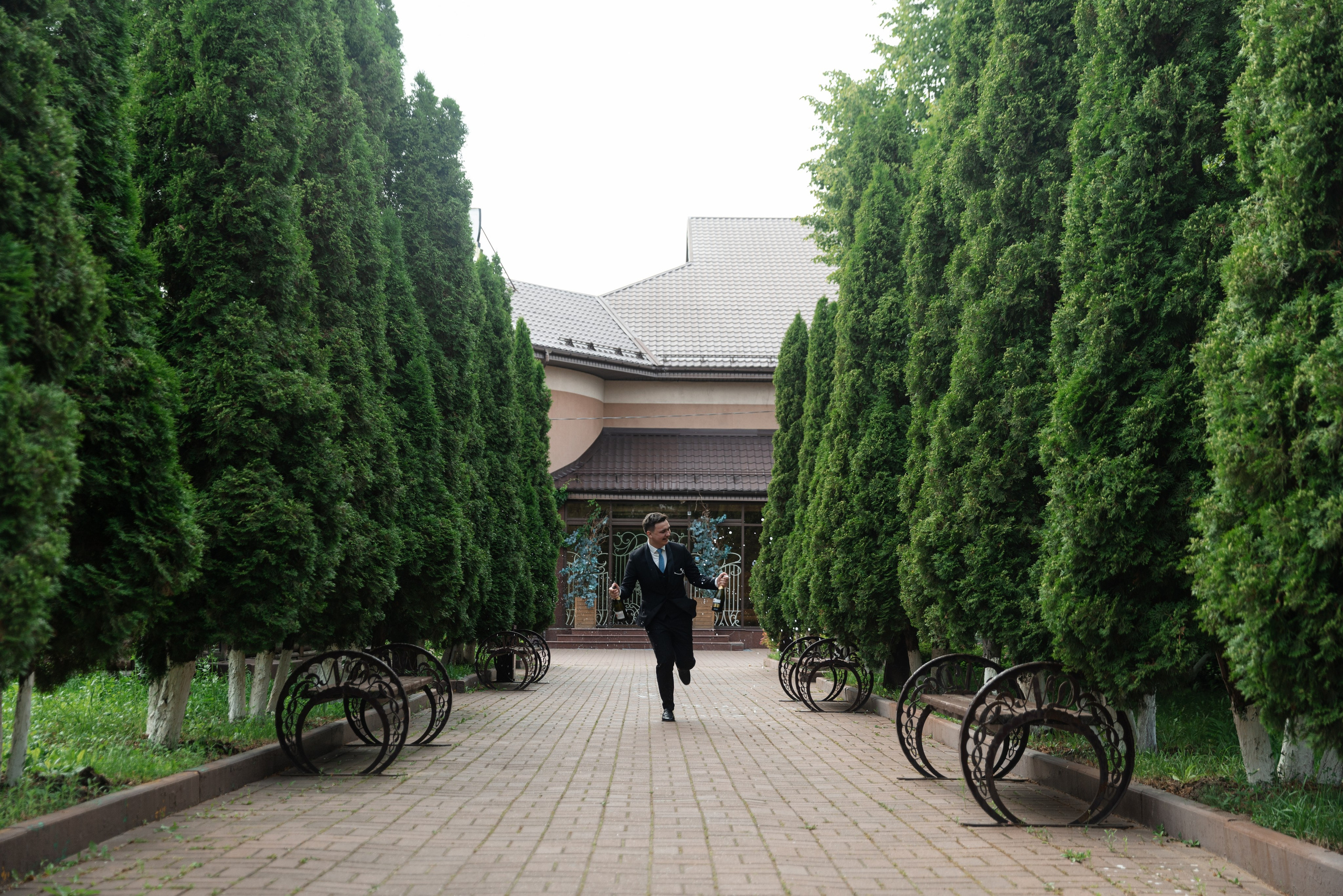 Свадебная фотосъемка Влада и Анны в филармонии Нижнего Новгорода