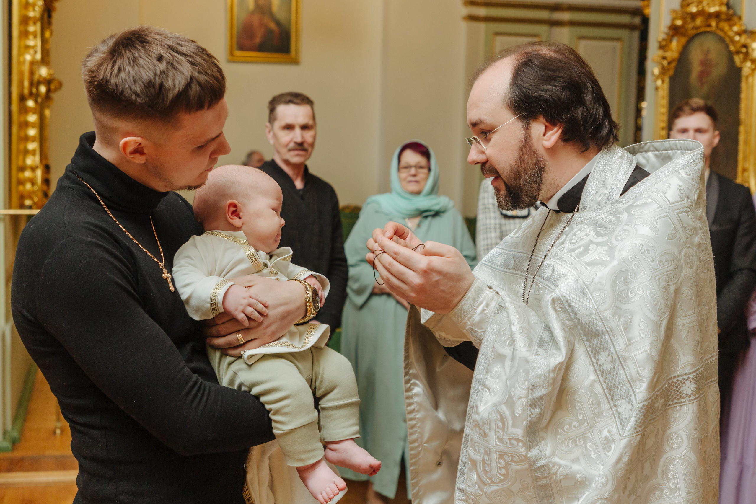 фотограф на крещение санкт петербург, справка о беседе перед крещением, сколько стоит крещение спб, лучшие храмы для крещения, крещение ребенка в спб цены, пушкин церковь узнать про крестины что нужно, что нельзя делать перед крещением, лучшие храмы для крещения, санкт петербург фотограф, крестить без крестных, всего один крестный, имя для крещения малыша