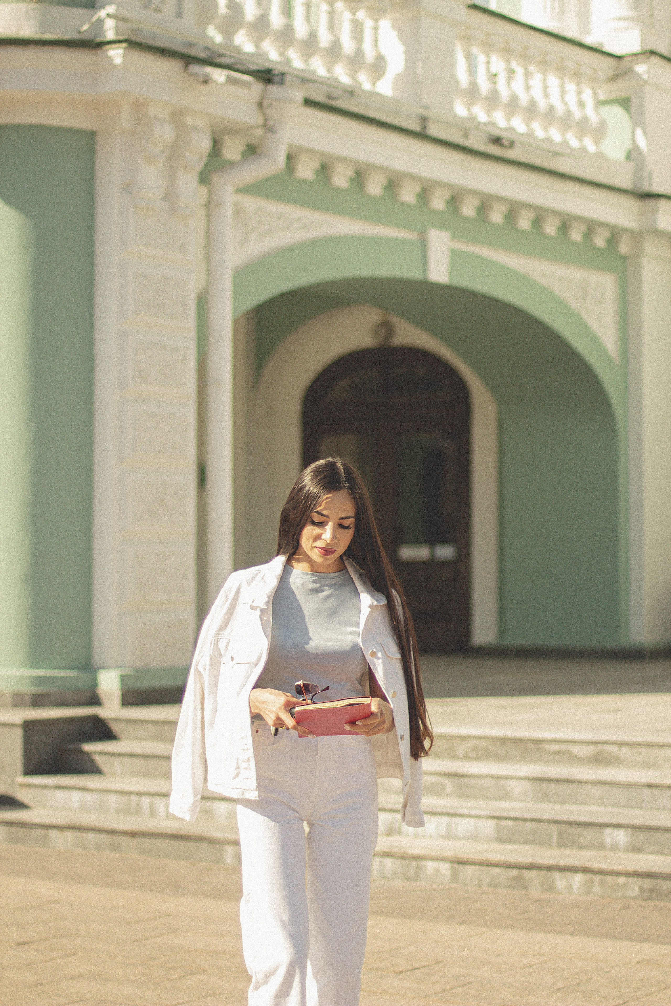 Юлия. Фотограф и видеограф в Омск/Москва Сащенко Лера