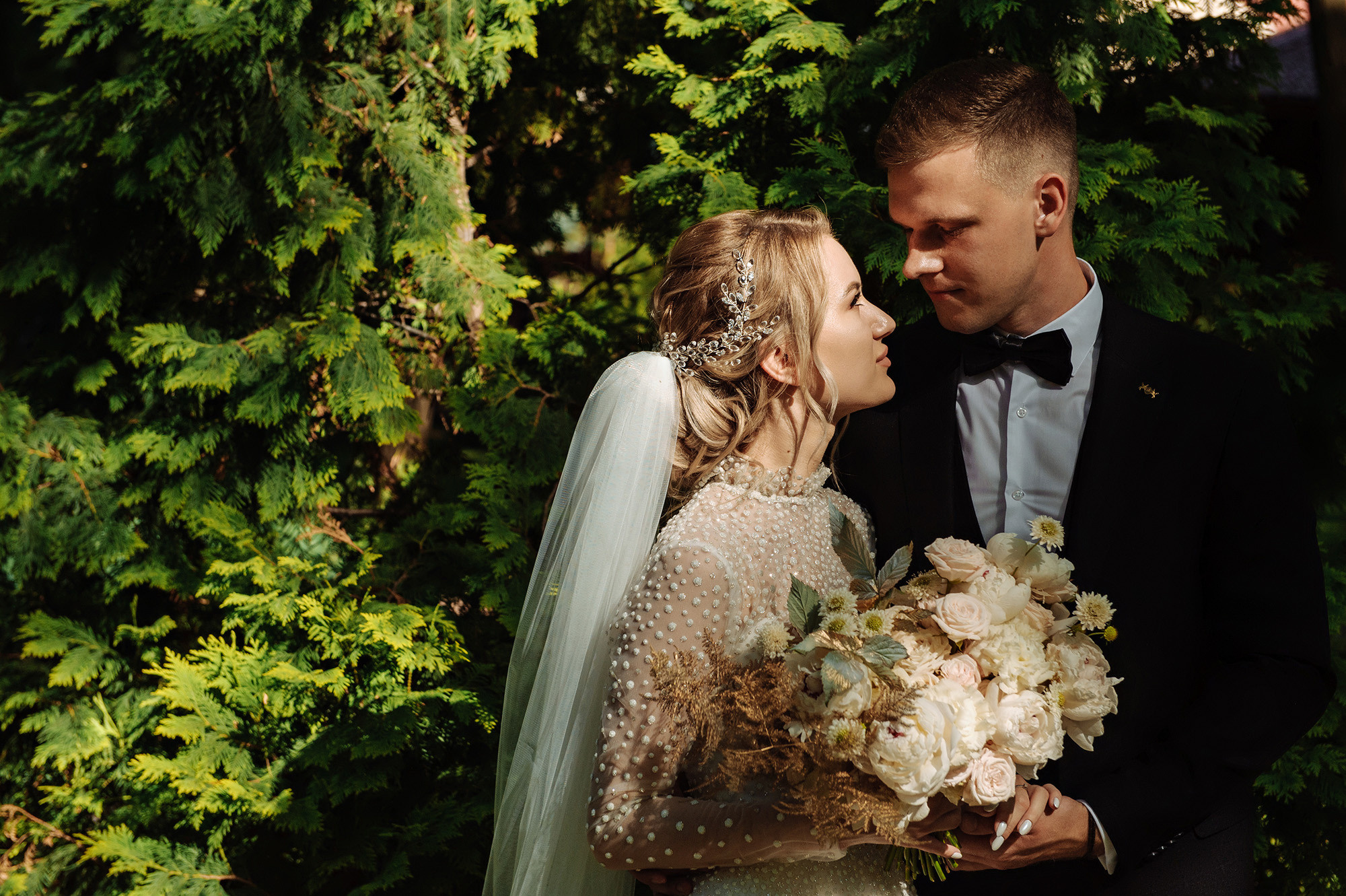 Сейчас она скажет ему ДА. Свадебный коммерческий фотограф Ростов-на-Дону, Москва