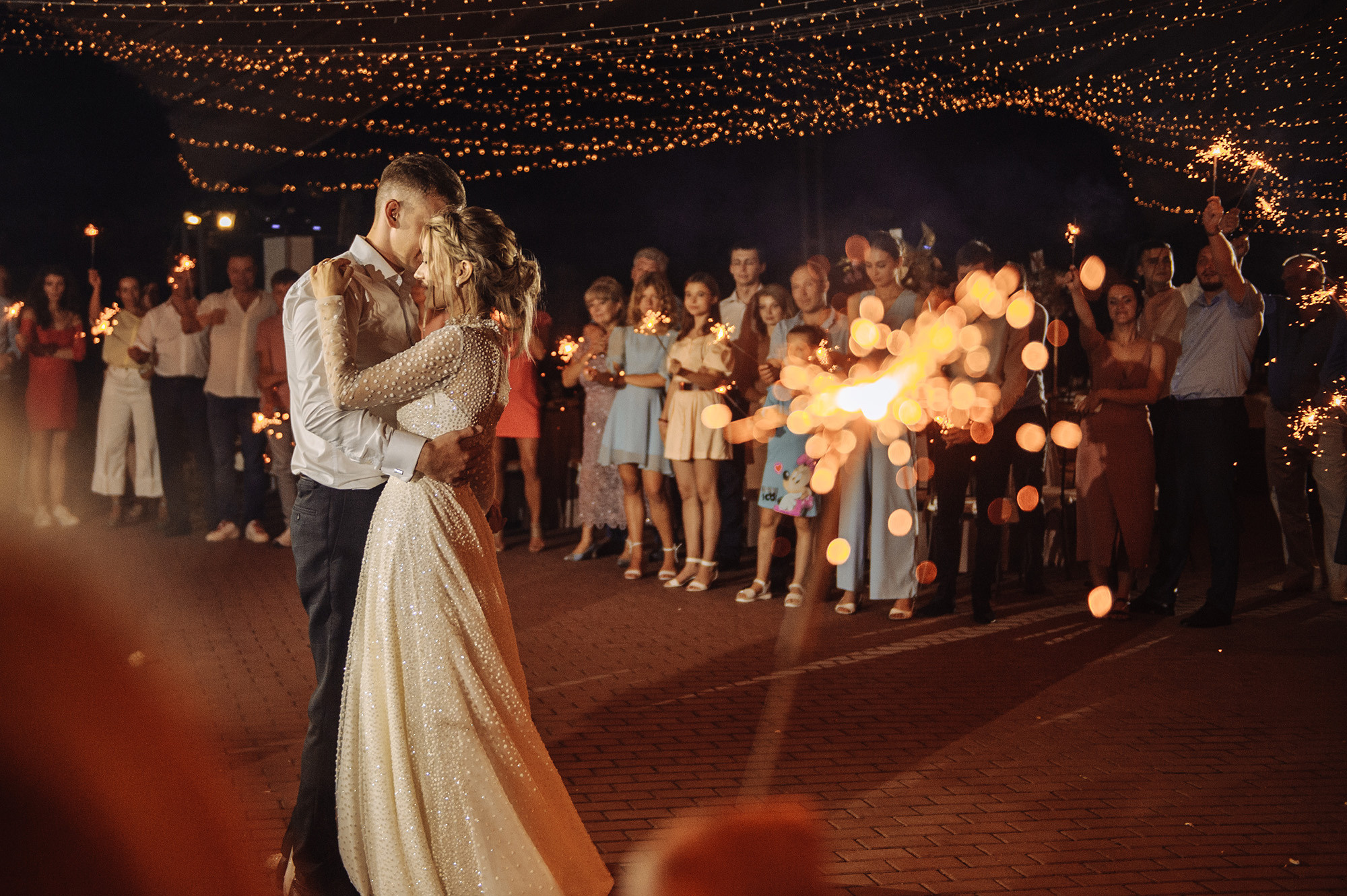 Сейчас она скажет ему ДА. Свадебный коммерческий фотограф Ростов-на-Дону, Москва