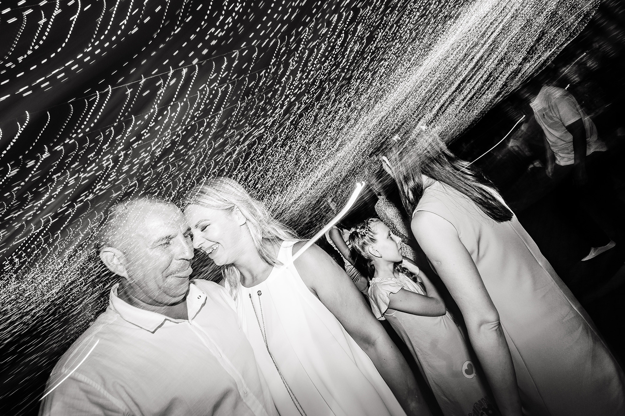 Сейчас она скажет ему ДА. Свадебный коммерческий фотограф Ростов-на-Дону, Москва