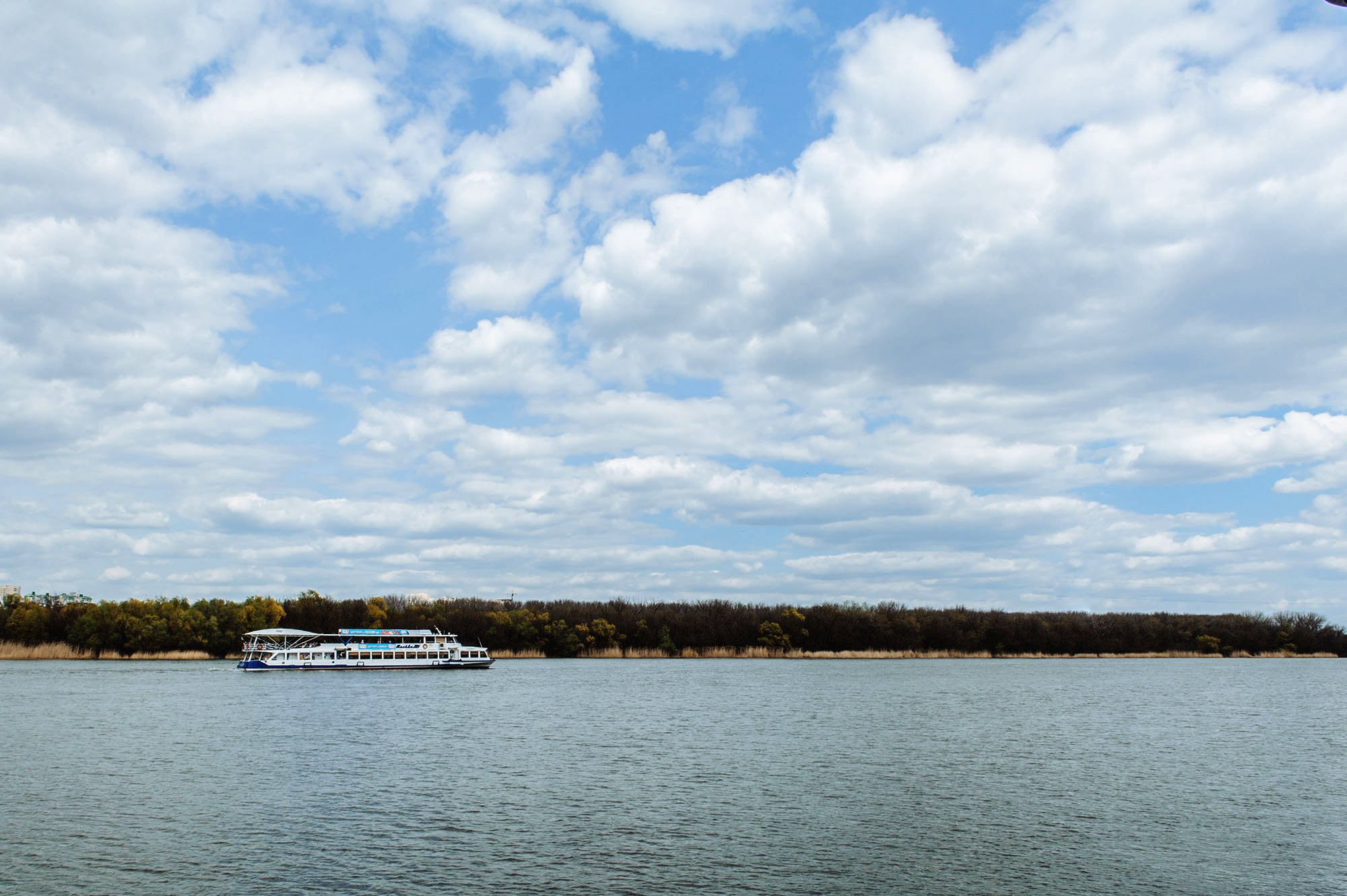 Такой большой и такой высокий. Свадебный коммерческий фотограф Ростов-на-Дону, Москва