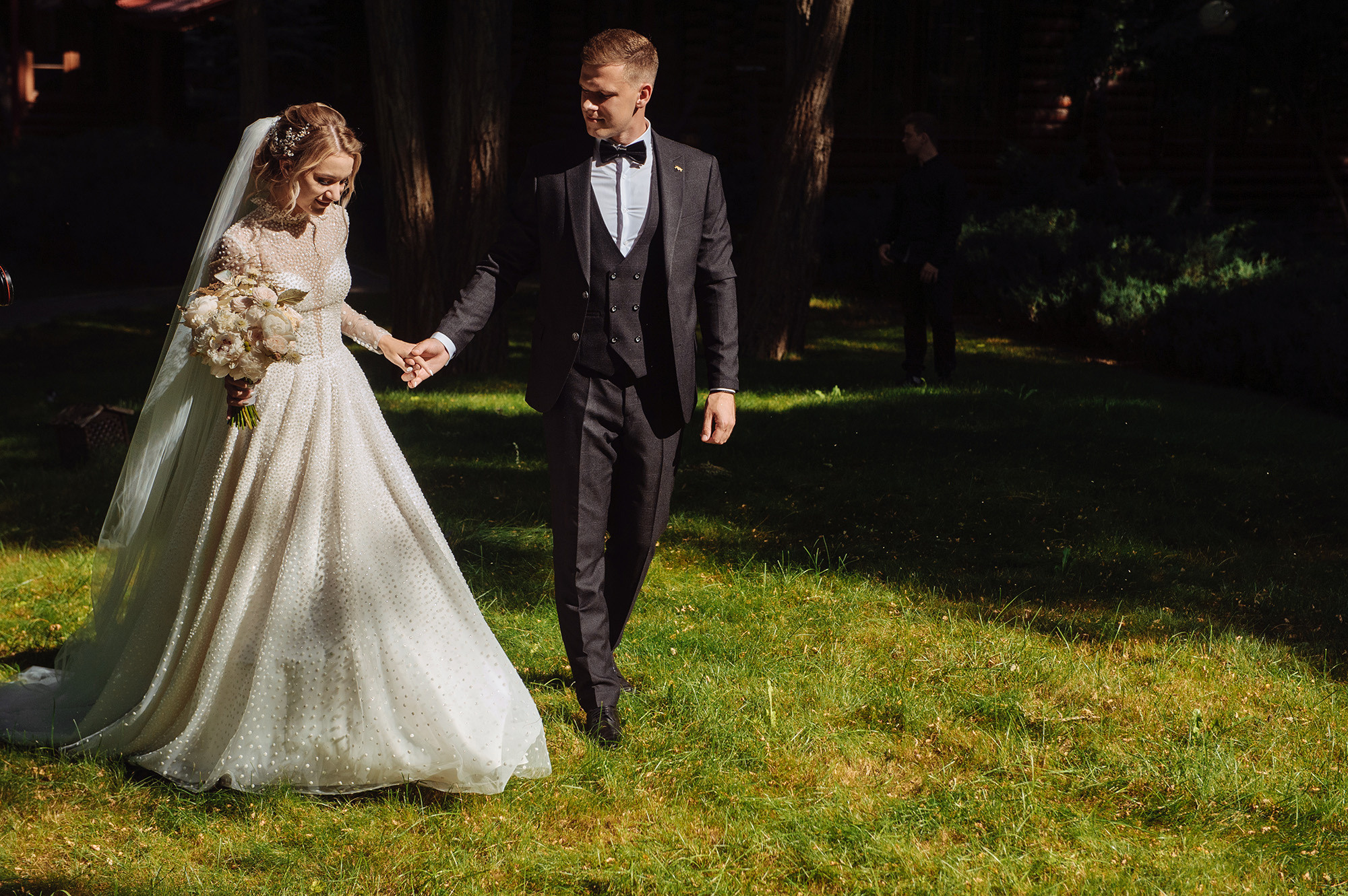 Сейчас она скажет ему ДА. Свадебный коммерческий фотограф Ростов-на-Дону, Москва