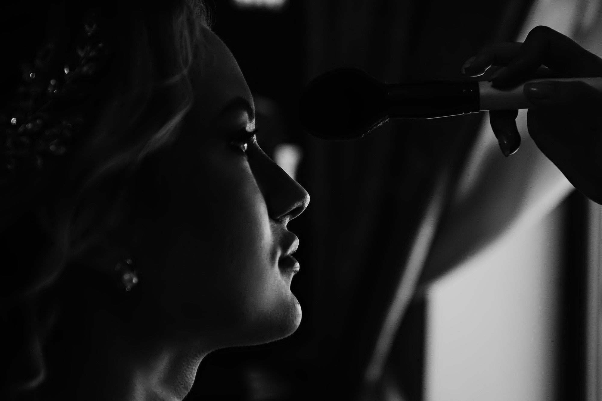 Сейчас она скажет ему ДА. Свадебный коммерческий фотограф Ростов-на-Дону, Москва