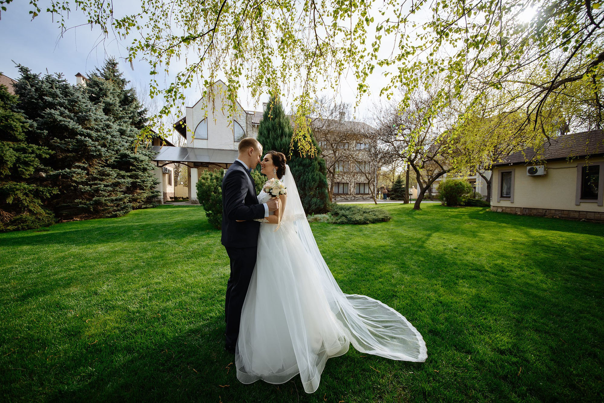 Такой большой и такой высокий. Свадебный коммерческий фотограф Ростов-на-Дону, Москва