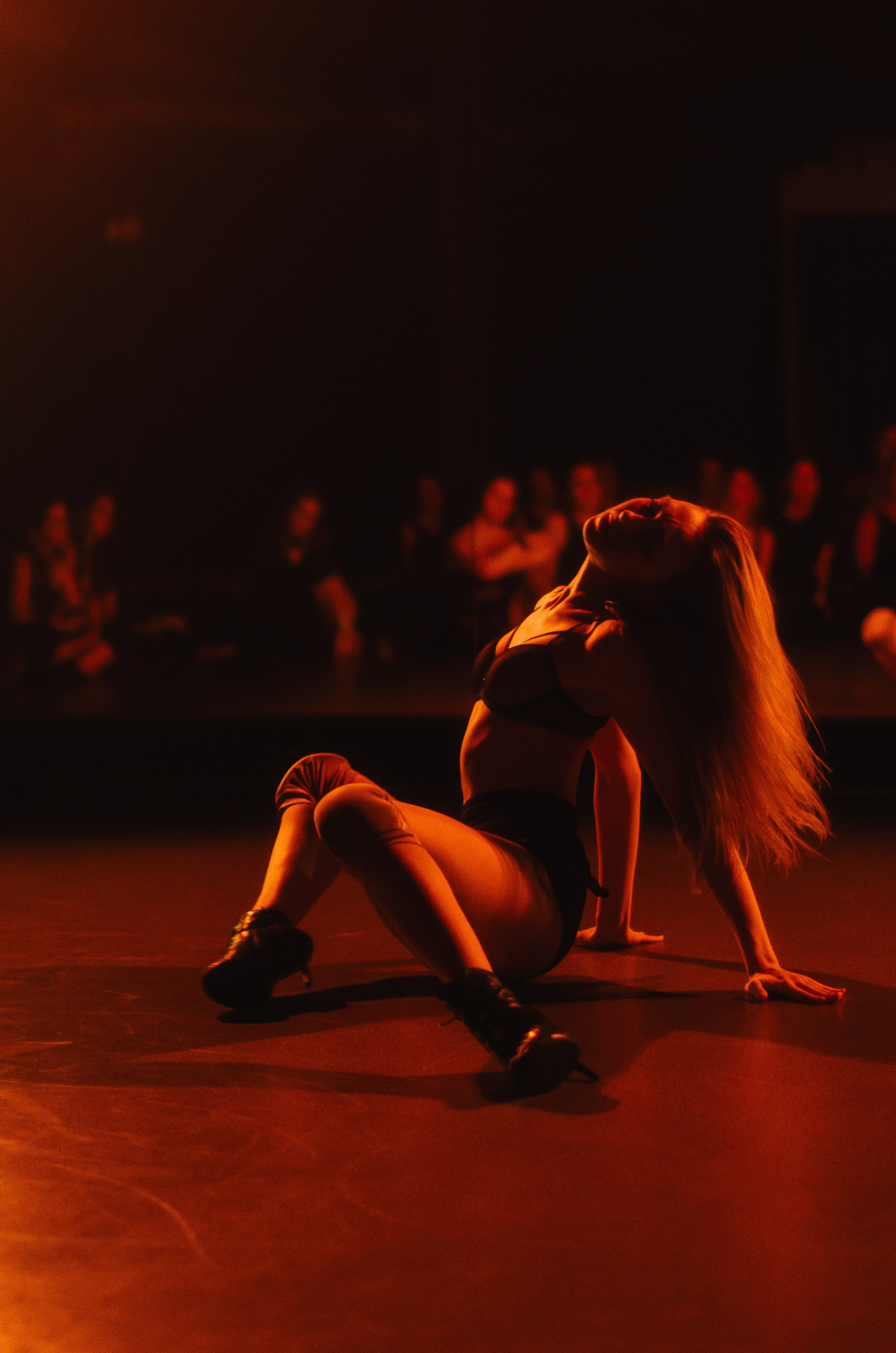 Мастер-классы по High Heels/Girly hip-hop от Оксаны ATTA. Денисова Аля — фотограф для парных съемок и индивидуальных историй в Барнауле