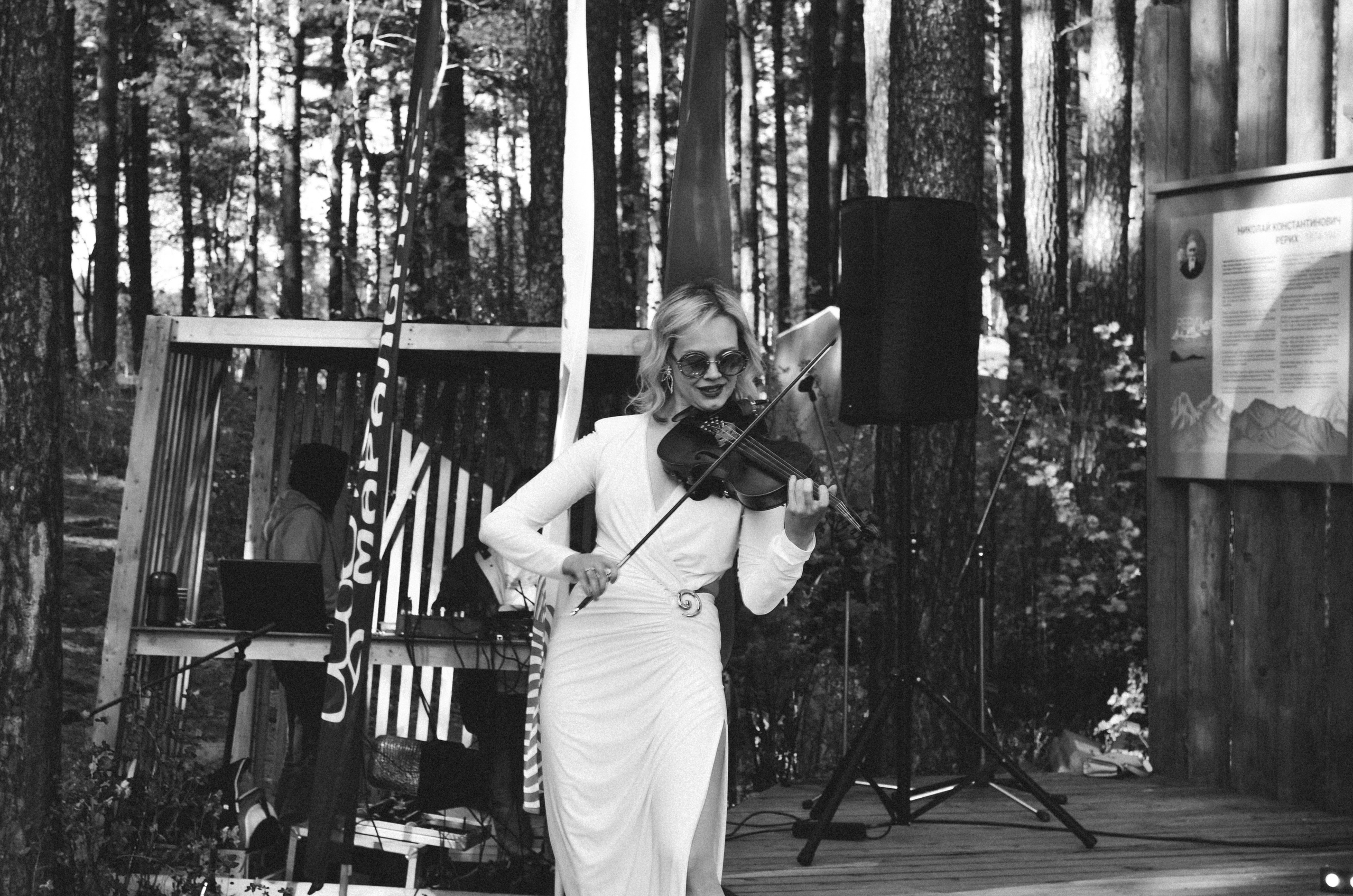 Фестиваль «Цветение Маральника на Алтае 2025». Фоторепортаж. Денисова Аля — фотограф для парных съемок и индивидуальных историй в Барнауле