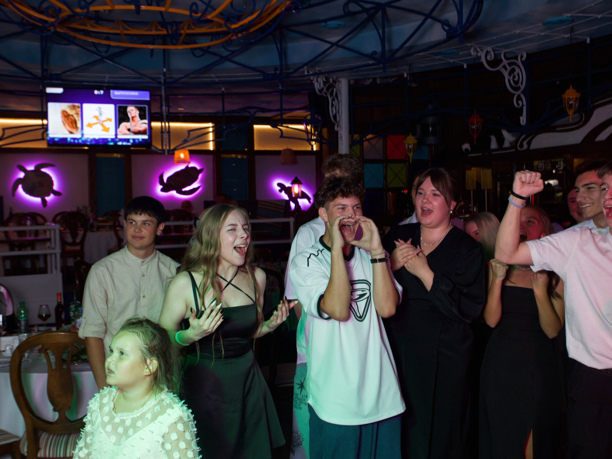 ВЫПУСКНОЙ «КОКОМО» 27.06.24. Репортажный фотограф Анапа