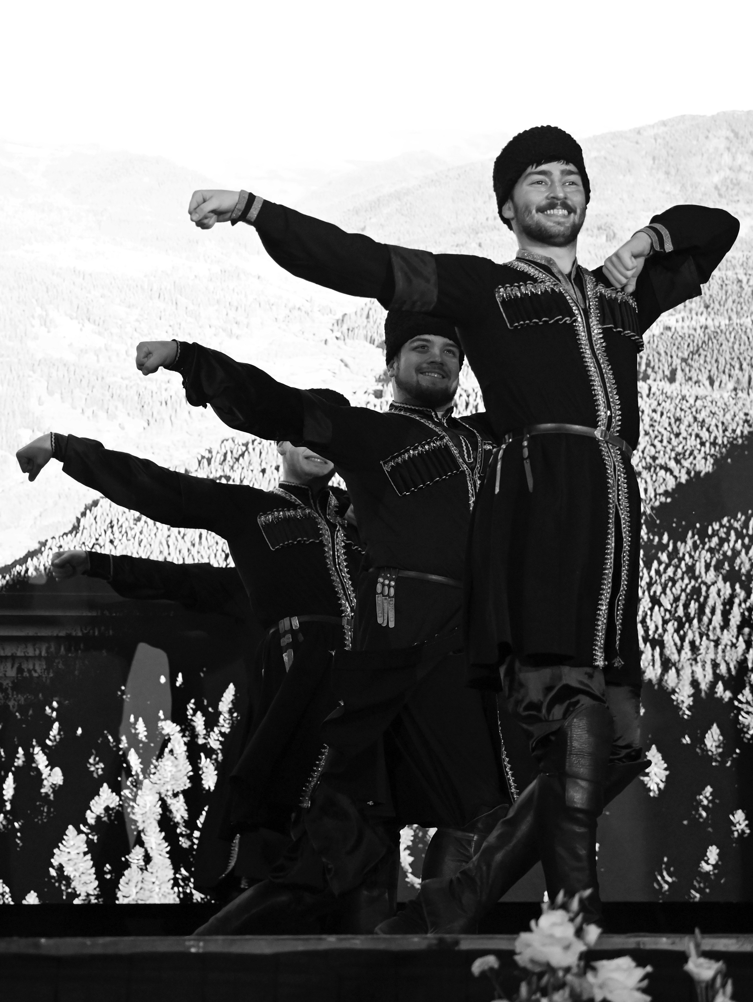 ART | FASHION | PODIUMS |SHOW