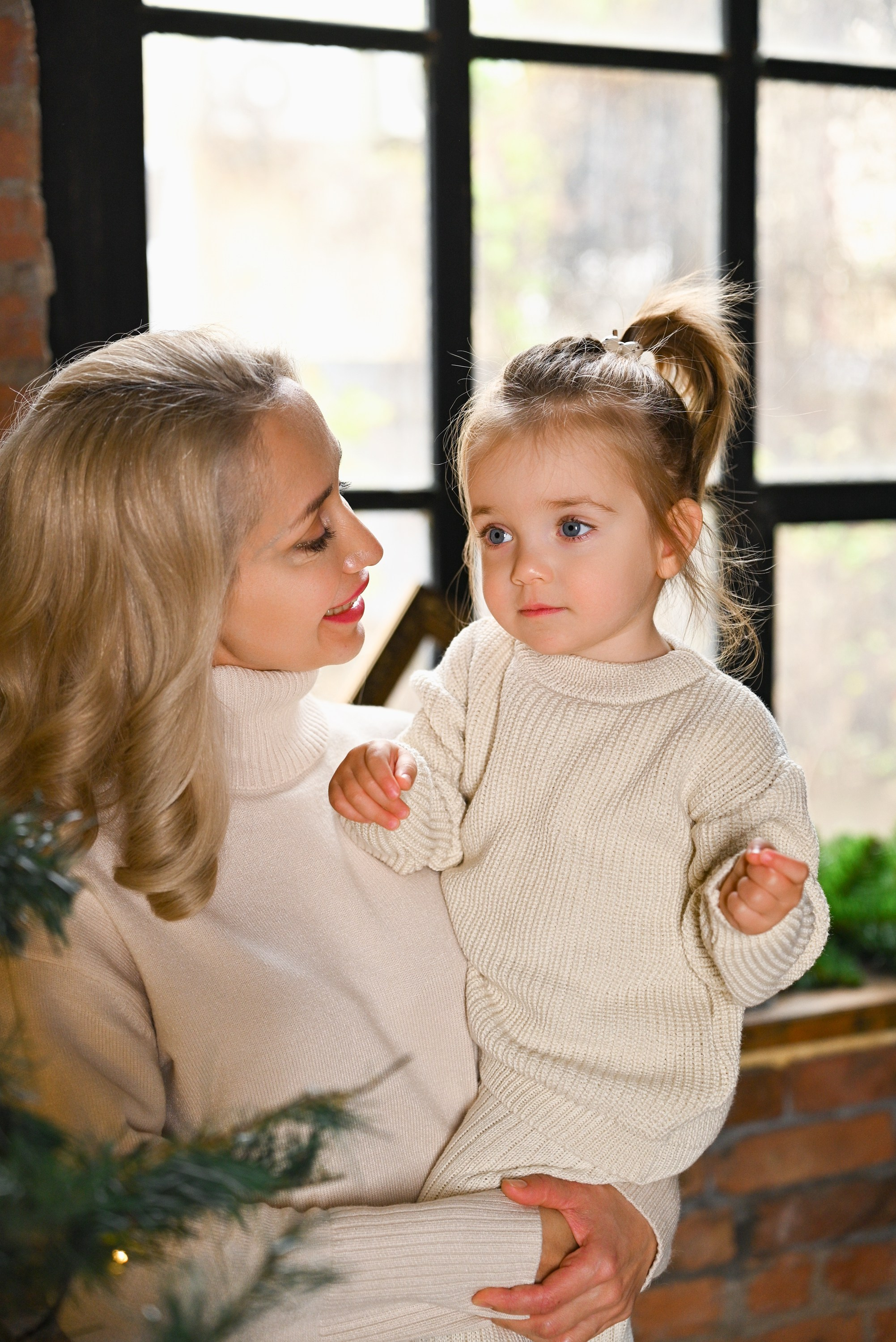Эльвира. Компания и фотошкола по созданию контента в Москве