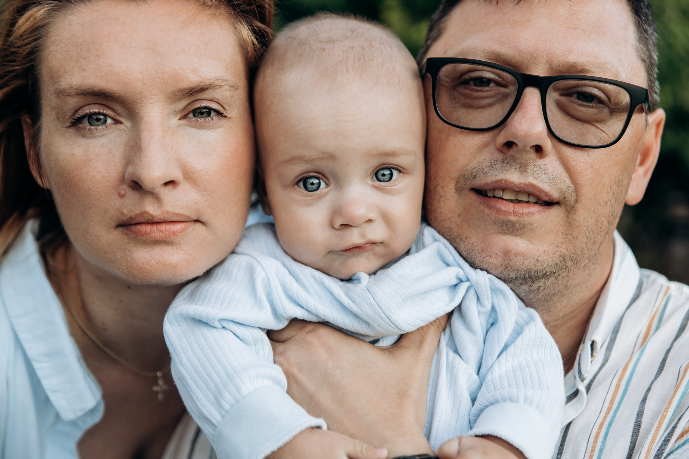 Дети и семьи. На моих фотографиях дети всегда улыбаются и смеются по-настоящему. Я знаю что для этого нужно. Применяю секретный секрет). Фотограф в Крыму — Федор зайцев. Свадебная, семейная и портретная съёмка. Фотографии для контента, для бизнеса. Корпоративная съёмка