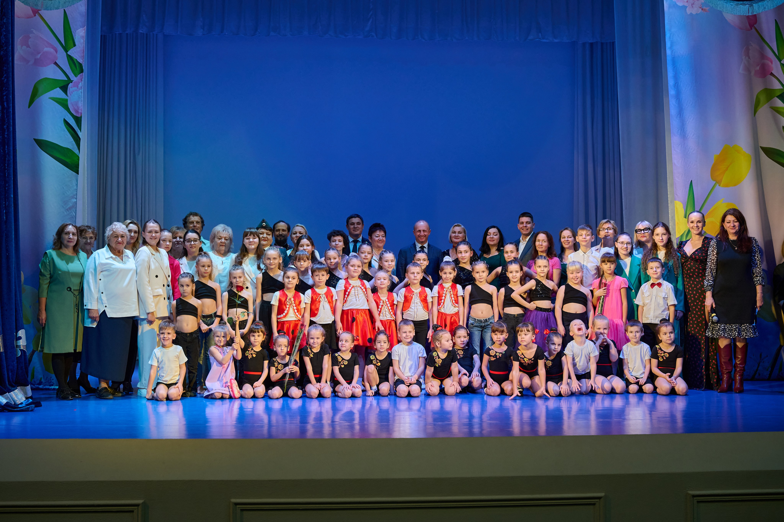 День матери. Марьина роща. Жизнь курорта Кабардинка в фотографиях