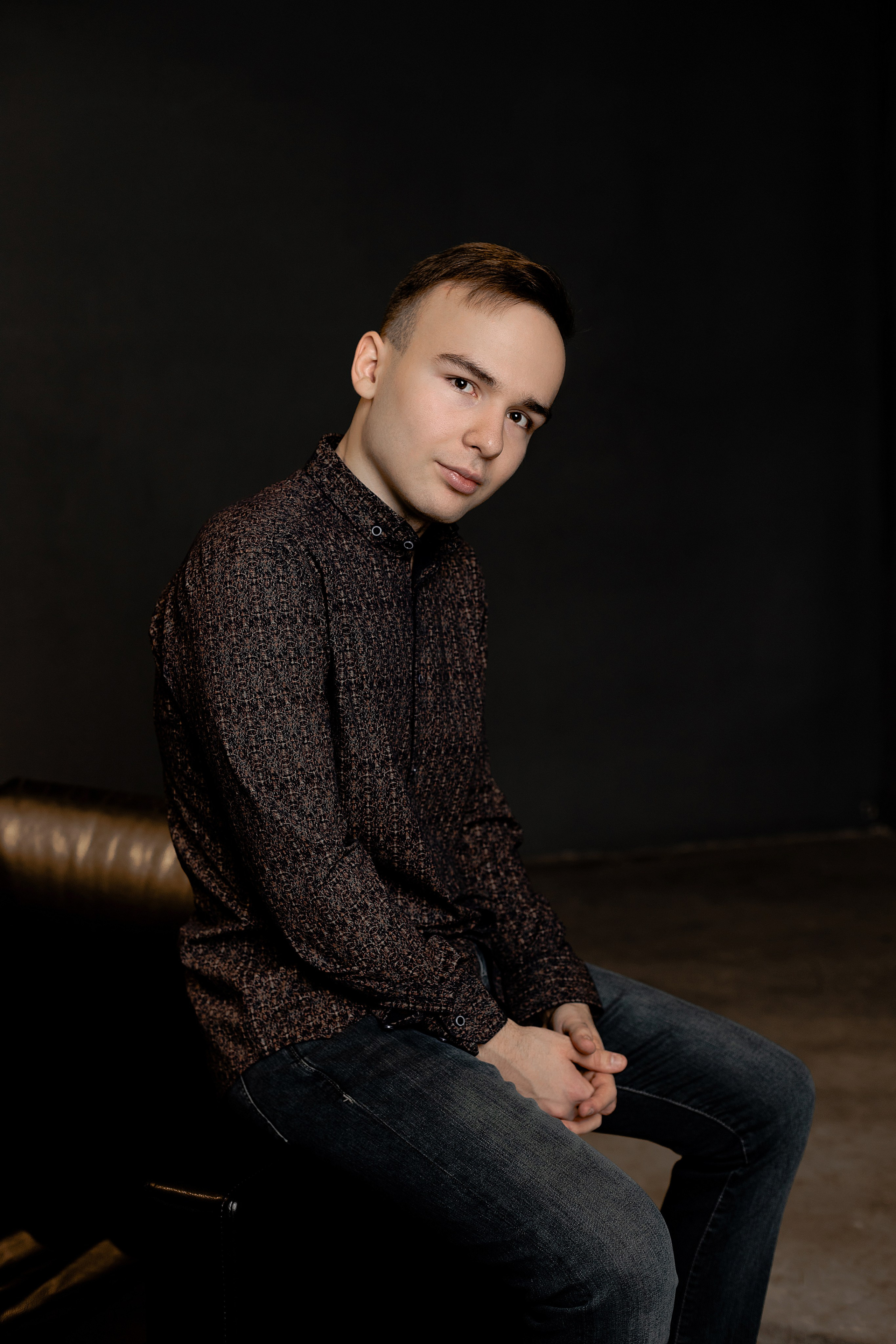 Герман М. Фотограф Челябинск Эвелина Ганага, съемка для бизнеса и маркетплейсов