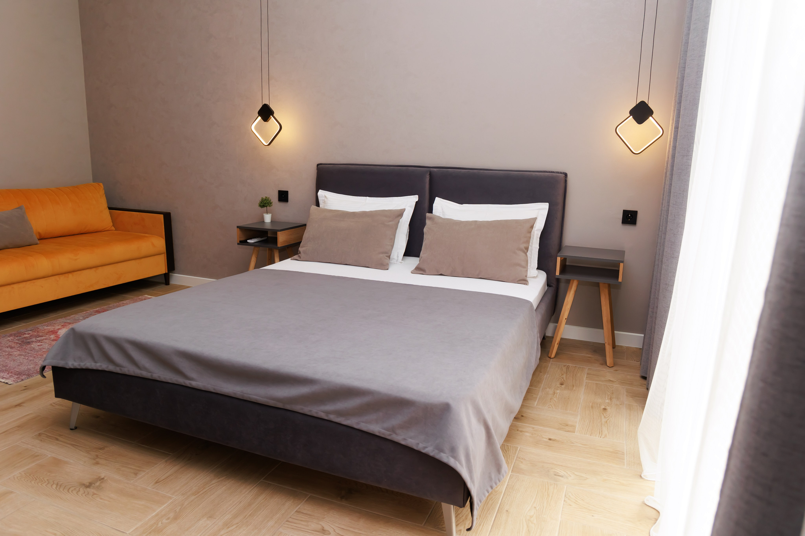 Интерьерная и рекламная съёмка. Свадебный и семейный фотограф в г. Майкопе (выезд по республике и краю)