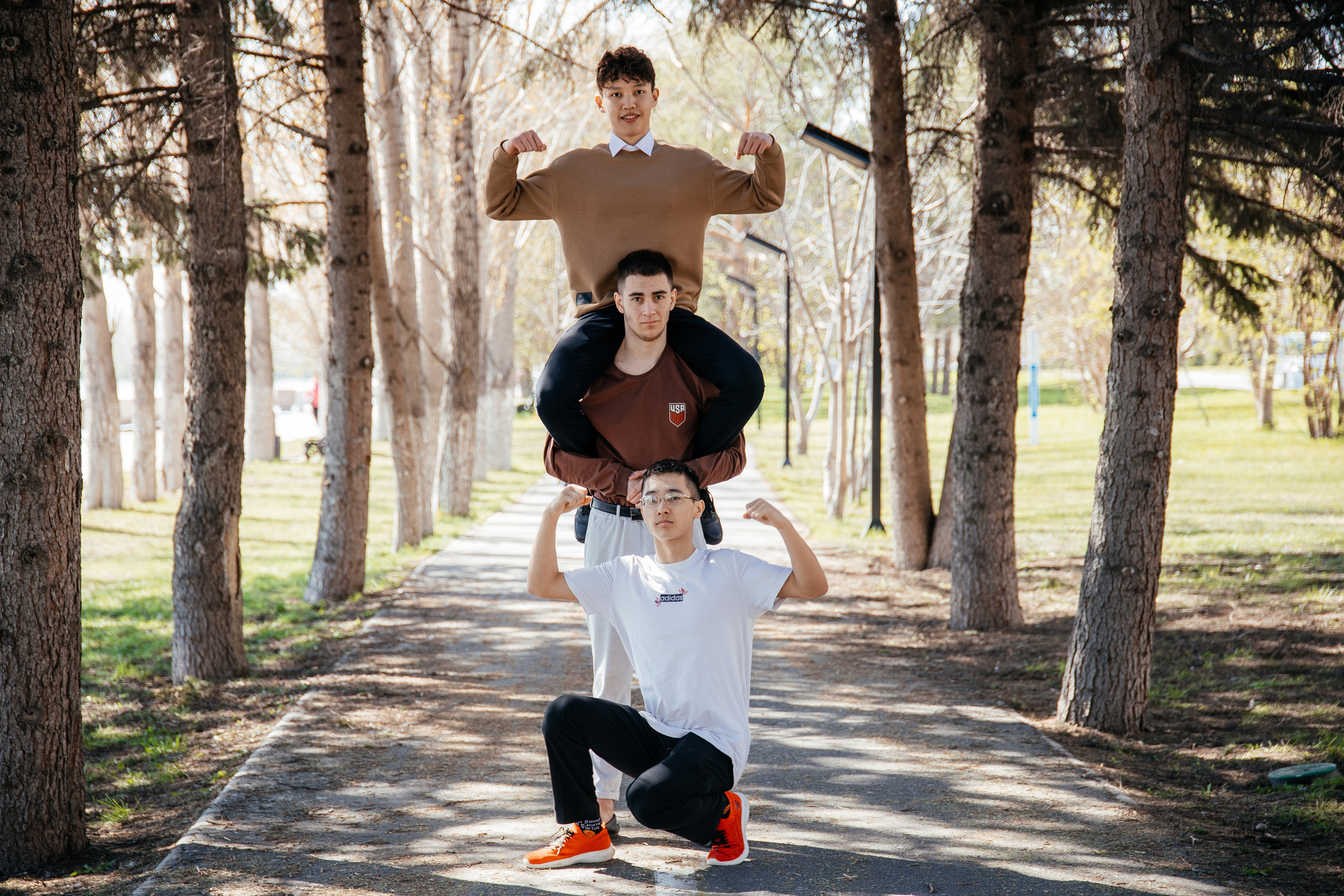 Фото на улице. Выпускные альбомы и виньетки в г. Усть-Каменогорск и ВКО