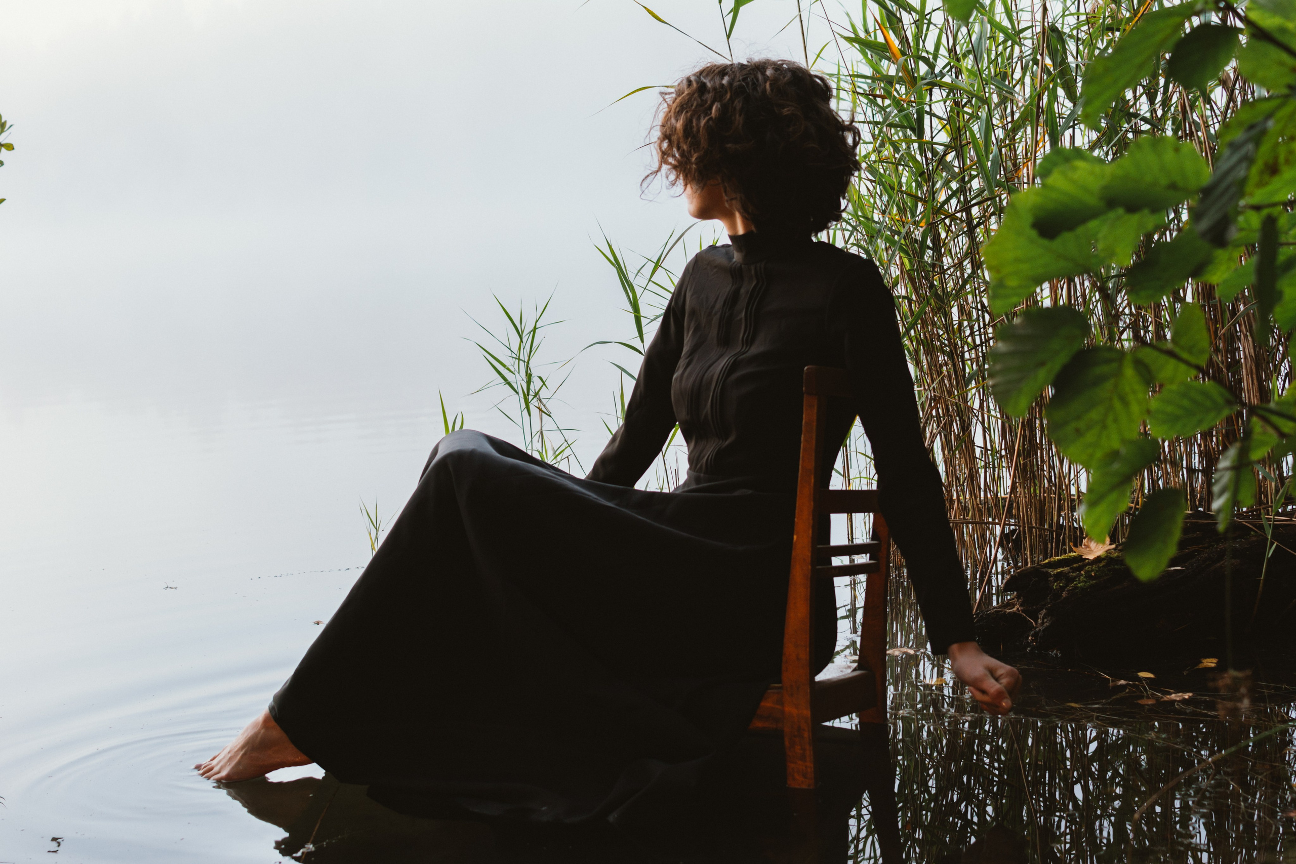 Рассвет на озере с Мариной. Портретный и репортажный Фотограф в Москве Александра Комарницкая