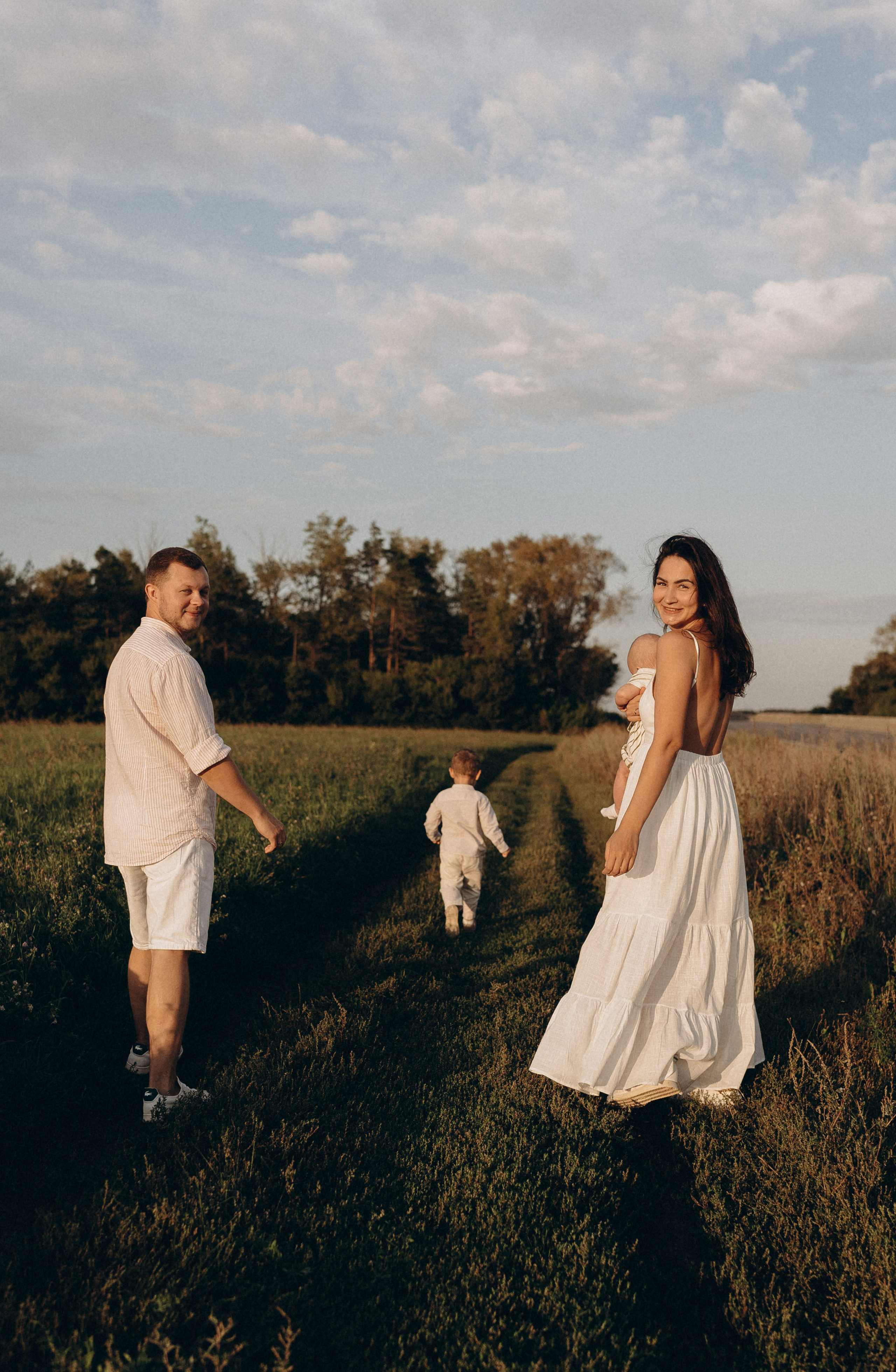 В поле. Семейный и домашний фотограф в Уфе Ирина Гарасюта