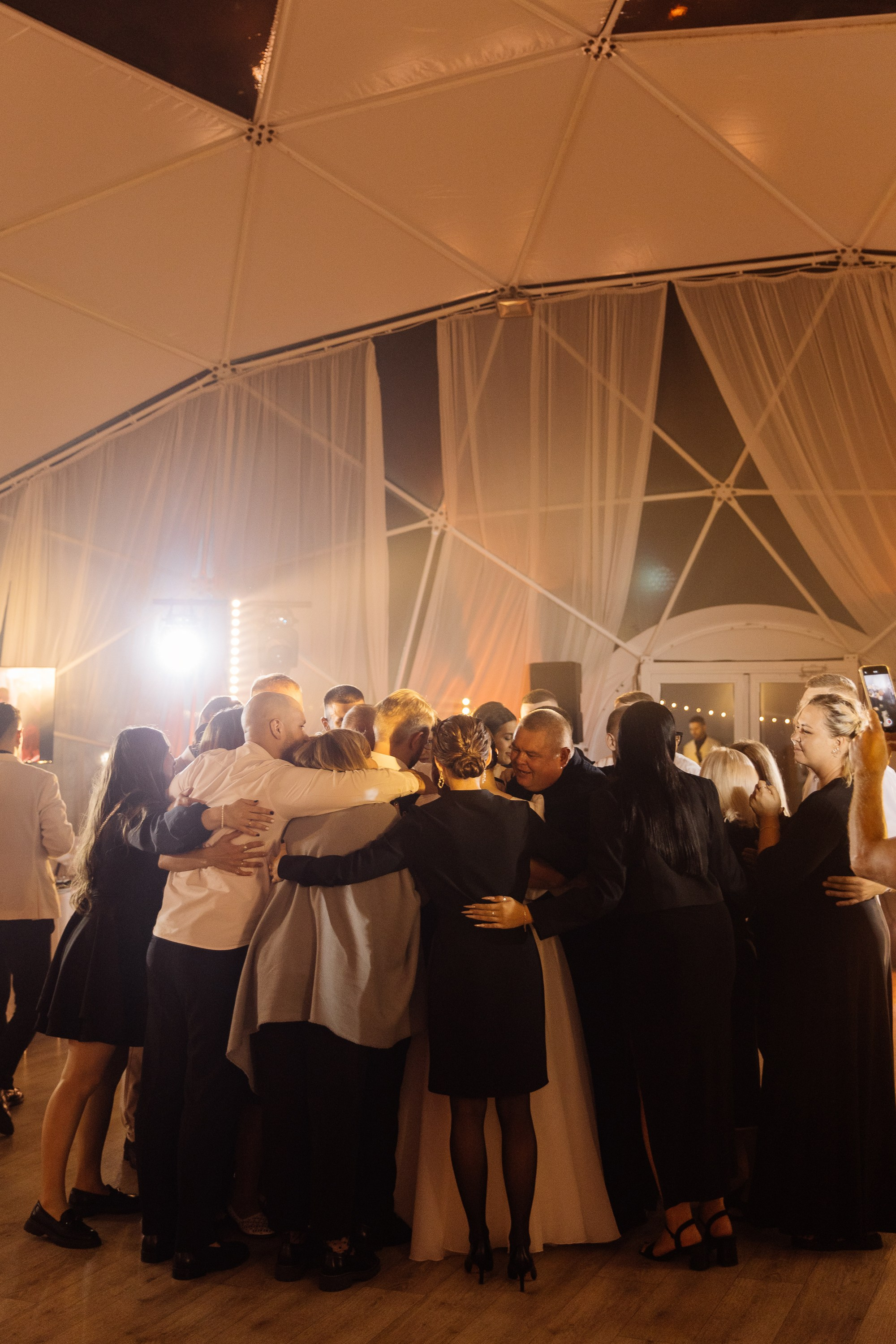 Изгиб. Свадебный фотограф Дмитрий Воробьев Ярославль