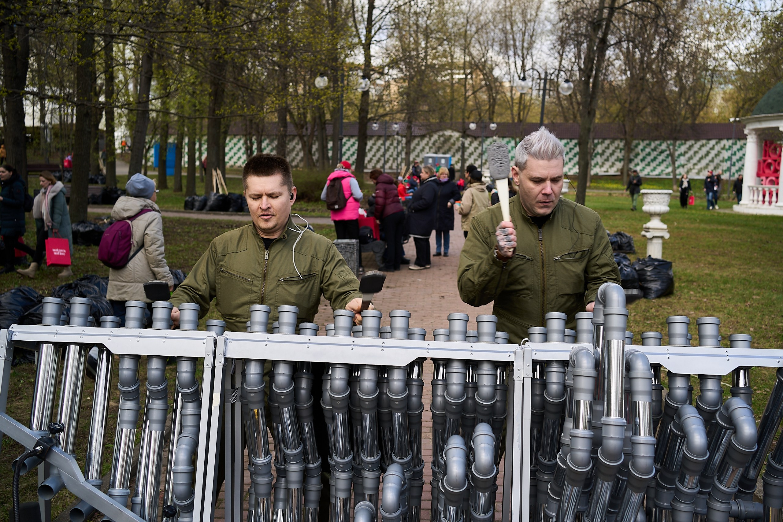 Субботник у Управления делами Мэра и Правительства Москвы. Фотограф и Видеограф в Москве. Олег Корушев